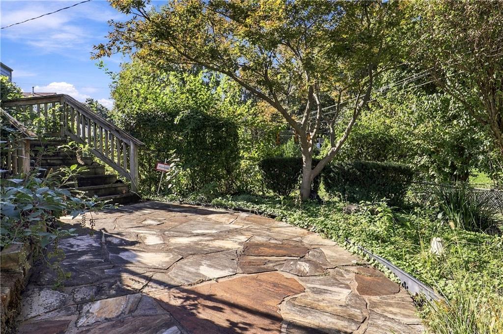 8136 Outlook Lane