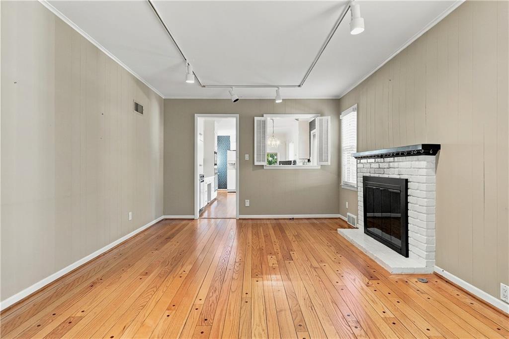 8136 Outlook Lane