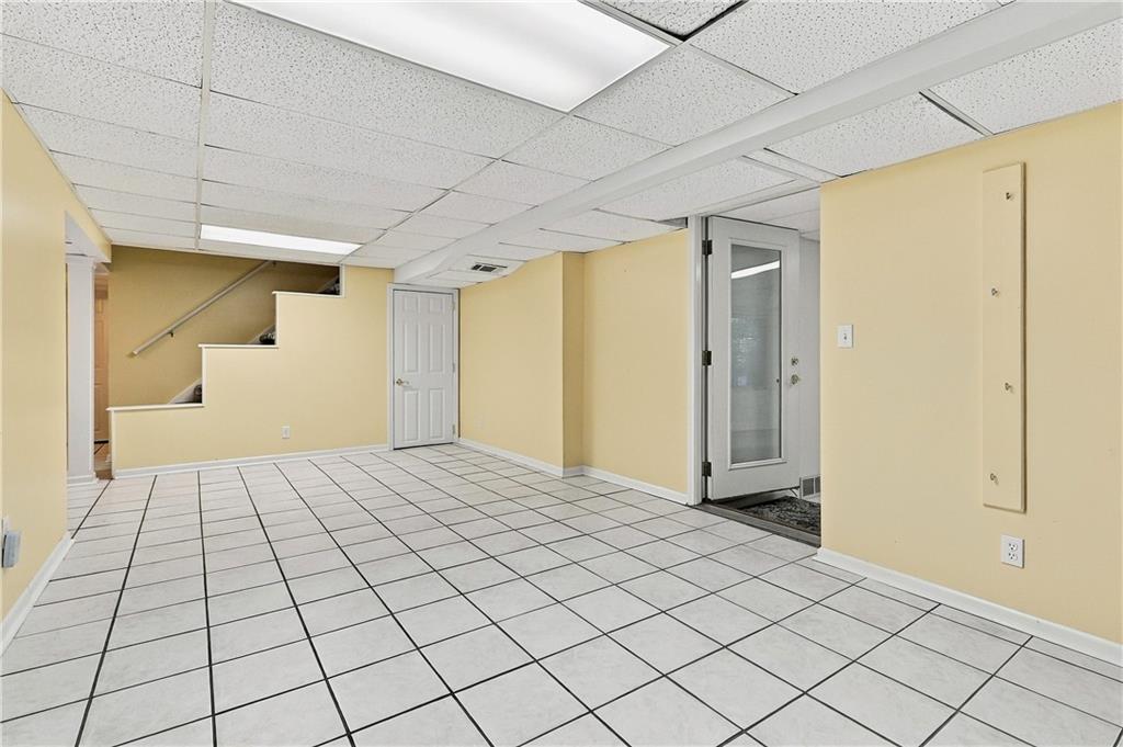 8136 Outlook Lane