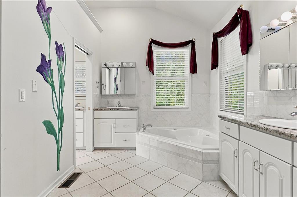 8136 Outlook Lane