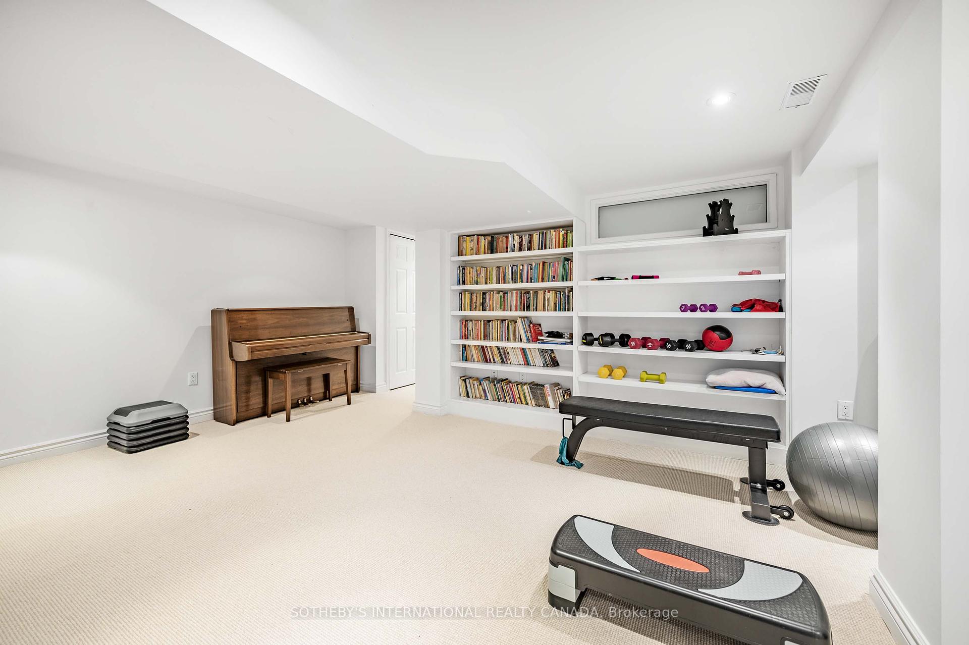 67 Madison Avenue, Toronto