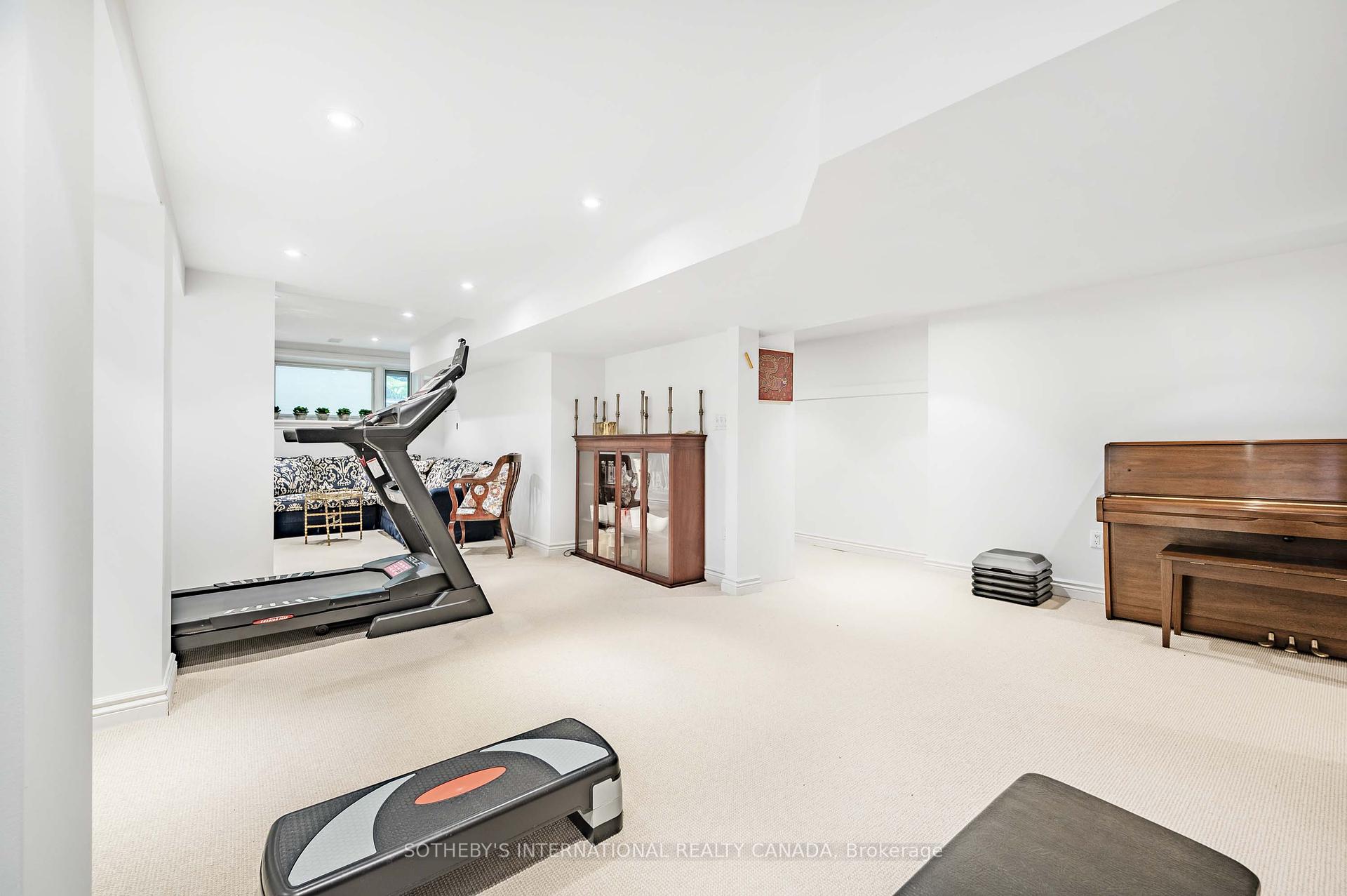 67 Madison Avenue, Toronto