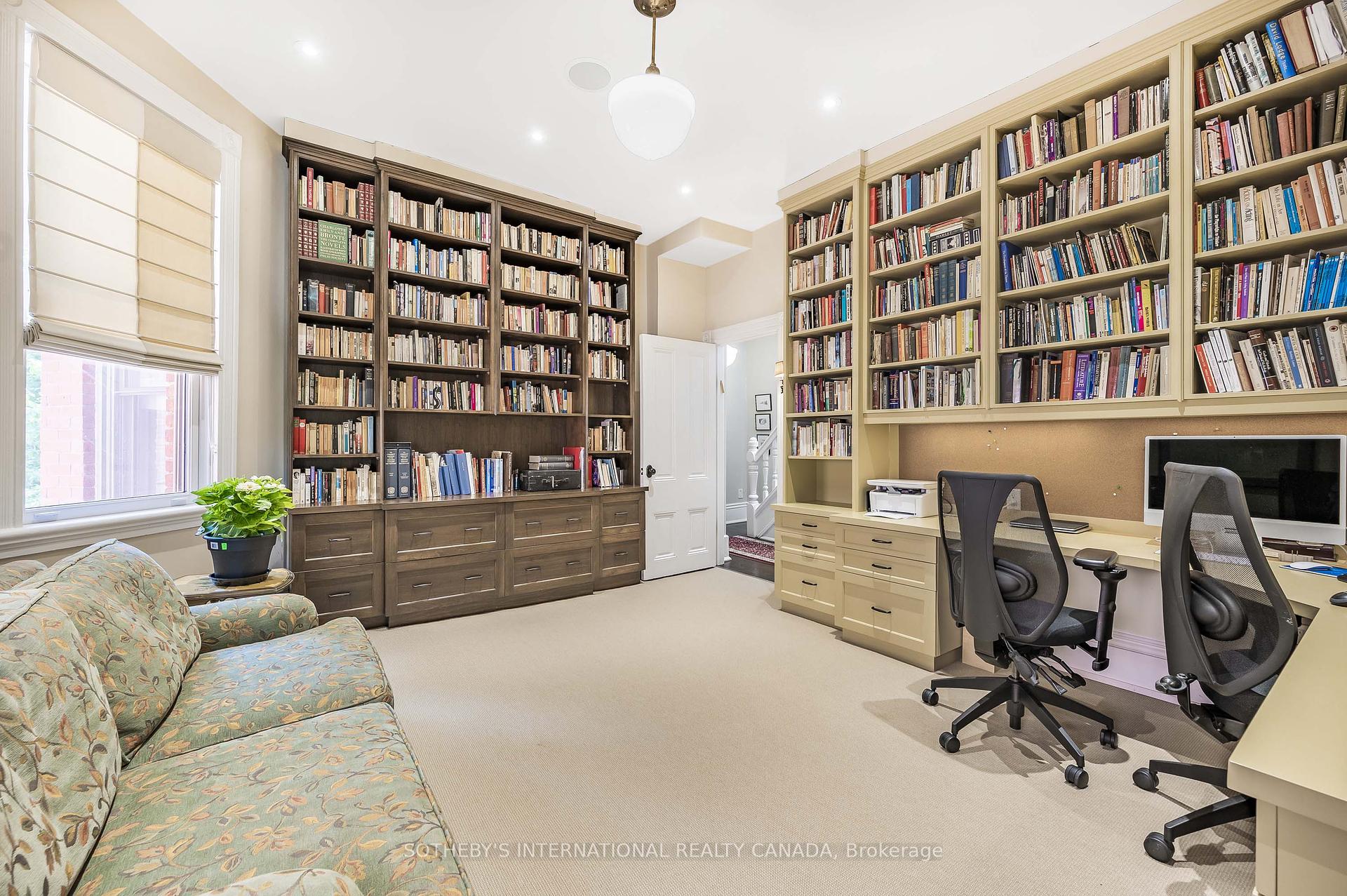 67 Madison Avenue, Toronto