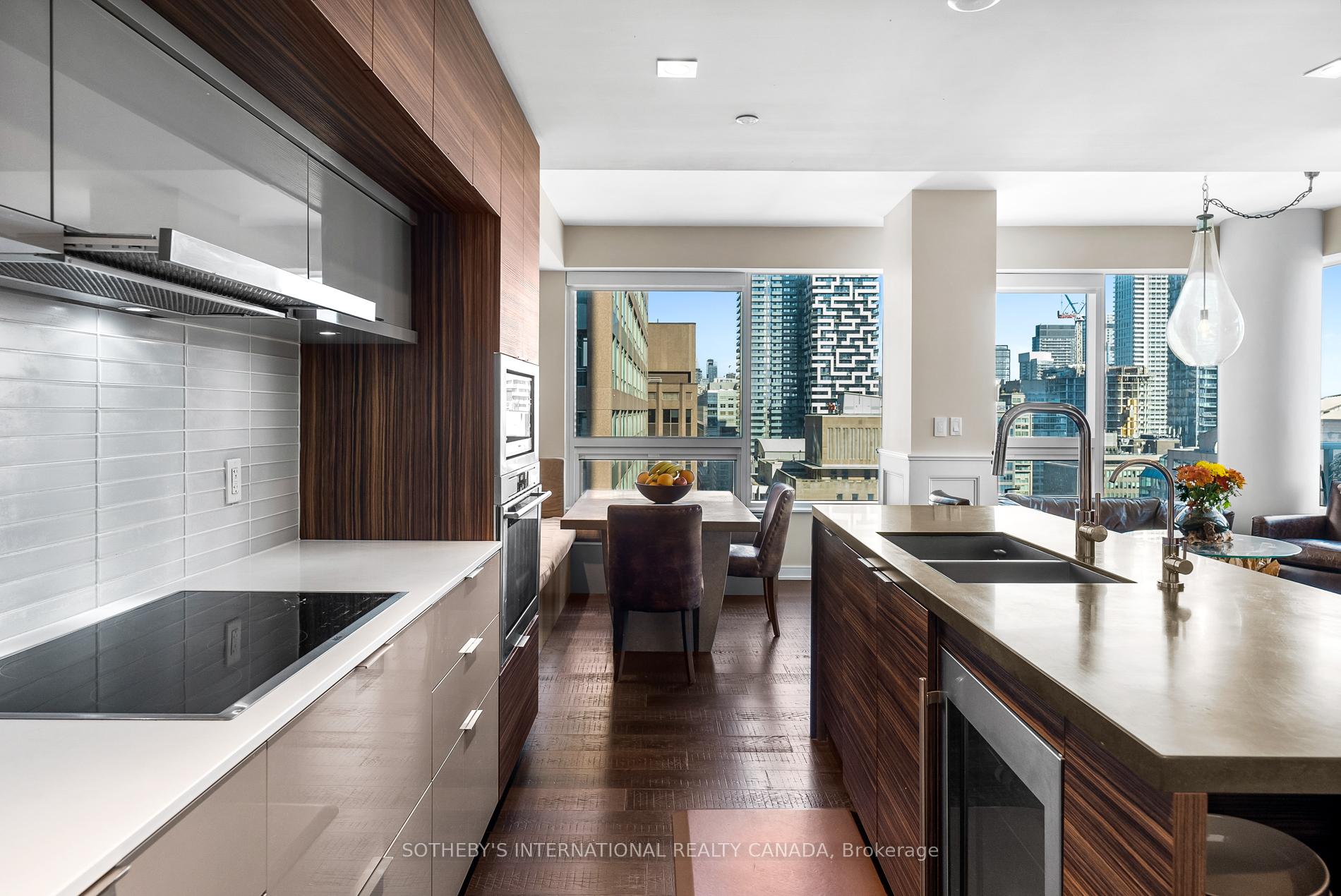 #2004 - 88 Scott Street, Toronto Unit: 2004