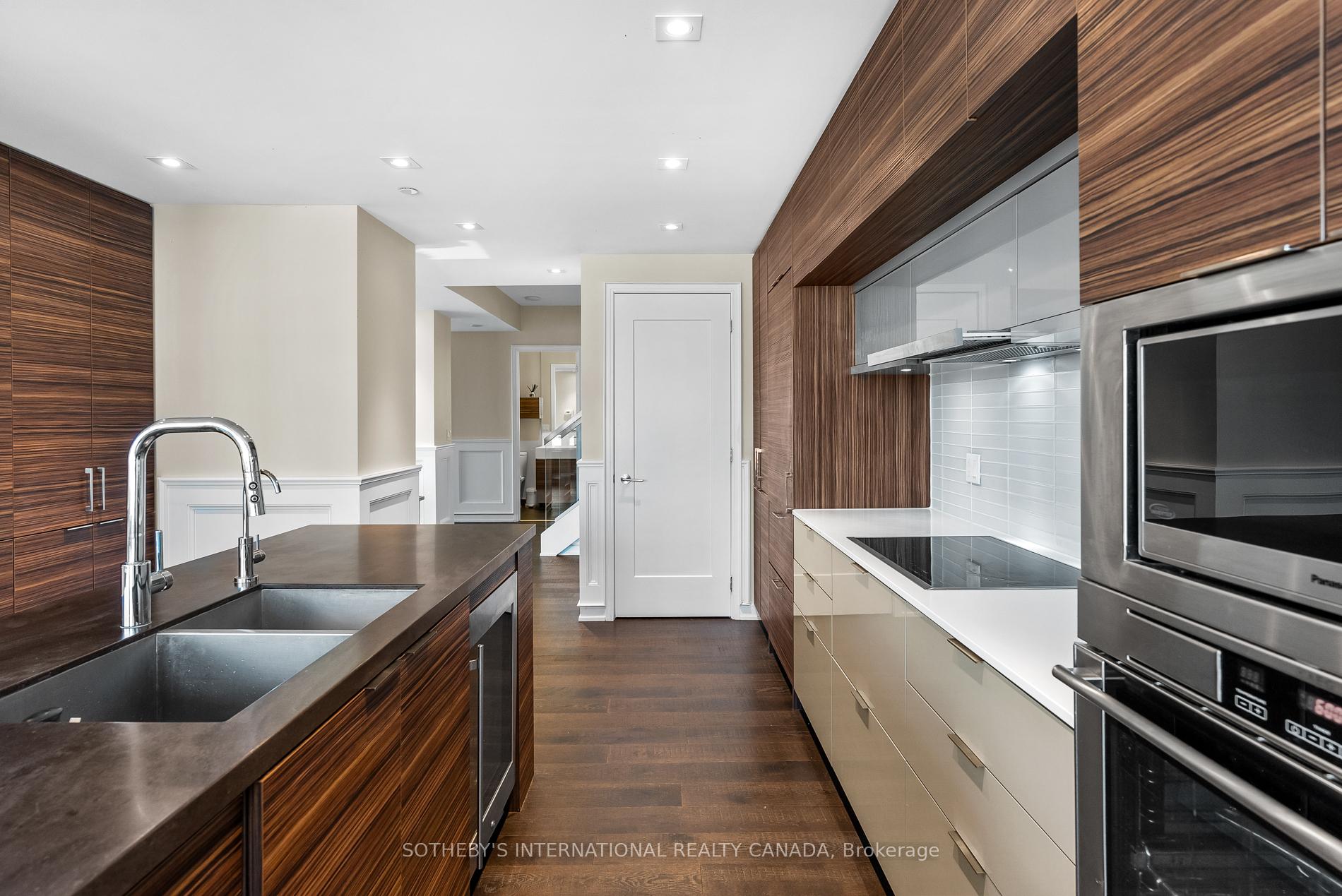 #2004 - 88 Scott Street, Toronto Unit: 2004