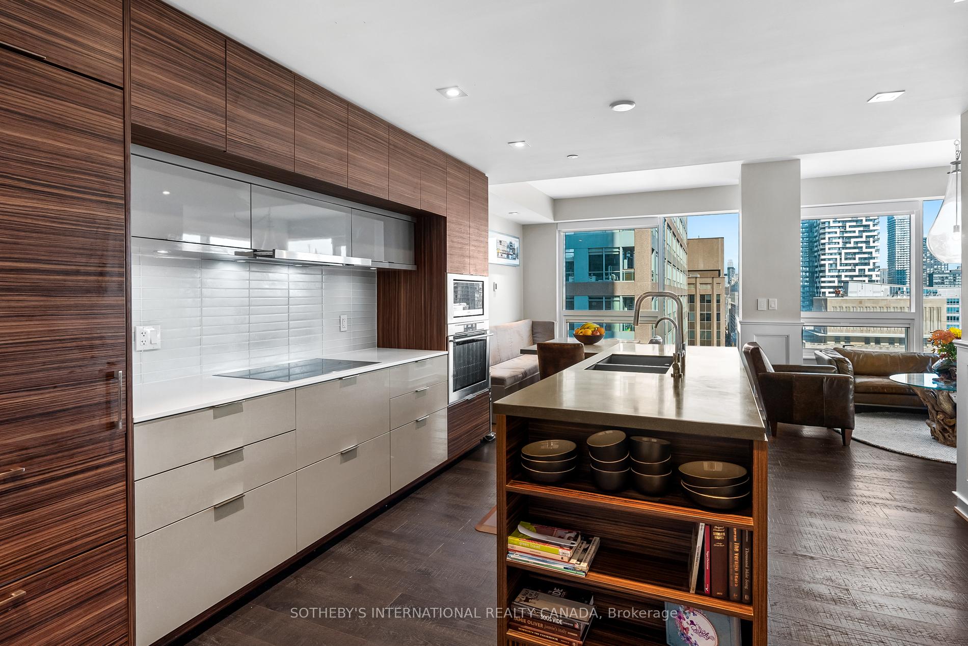 #2004 - 88 Scott Street, Toronto Unit: 2004