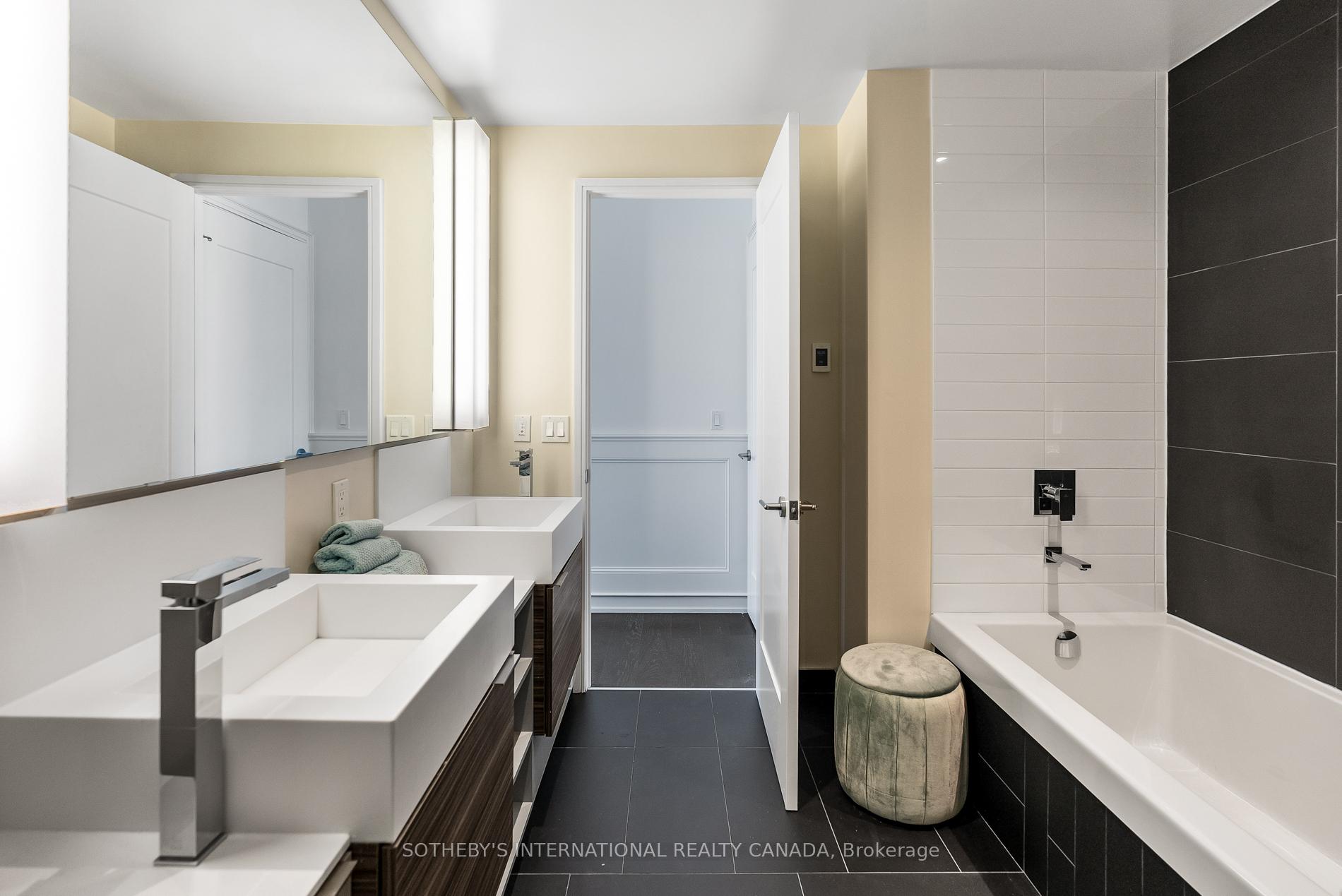 #2004 - 88 Scott Street, Toronto Unit: 2004