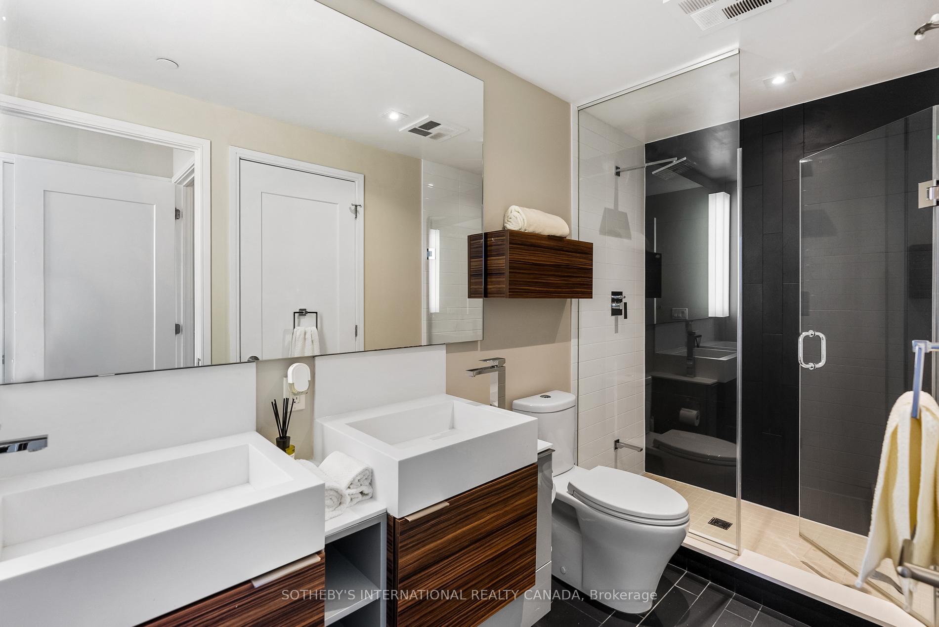 #2004 - 88 Scott Street, Toronto Unit: 2004