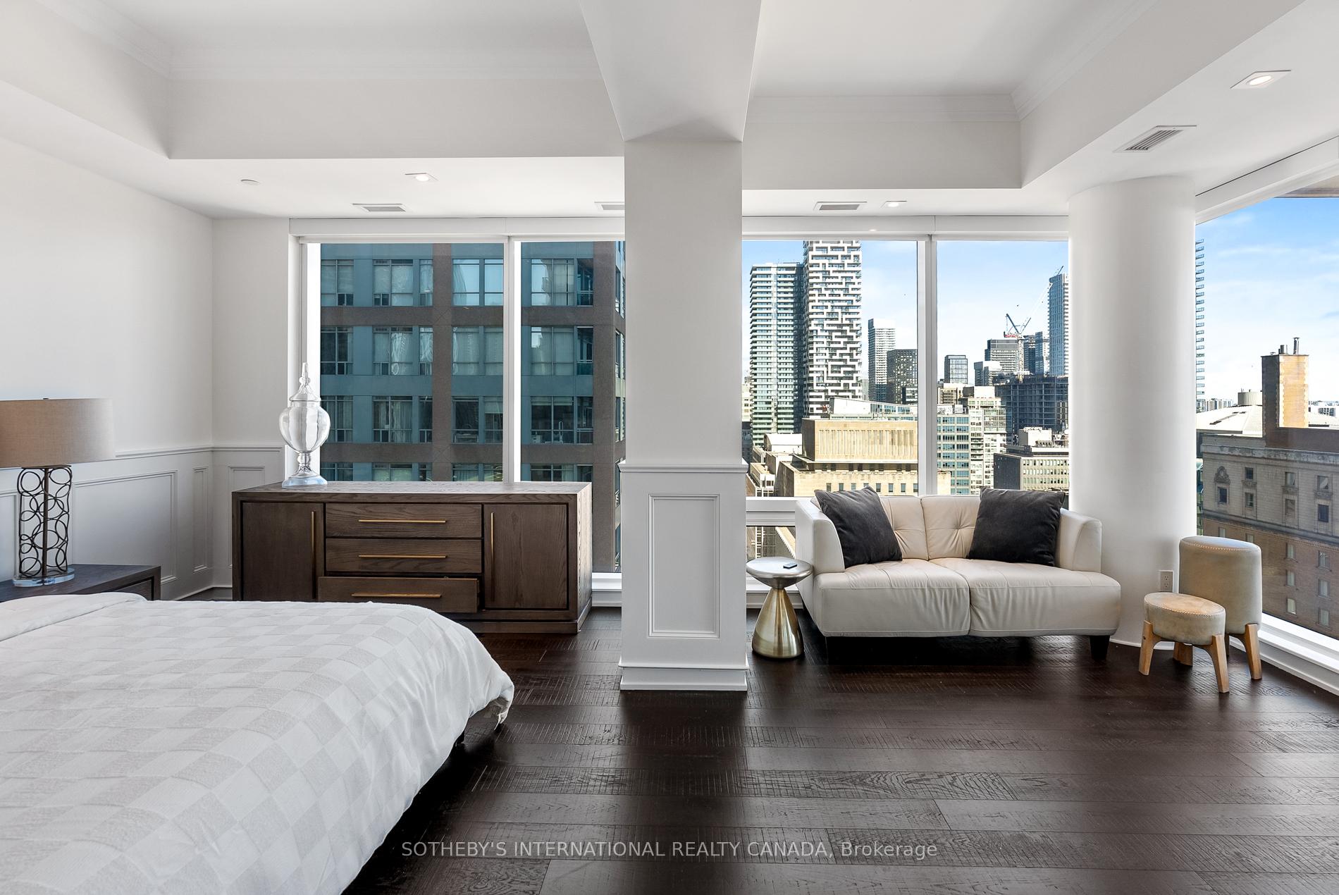 #2004 - 88 Scott Street, Toronto Unit: 2004