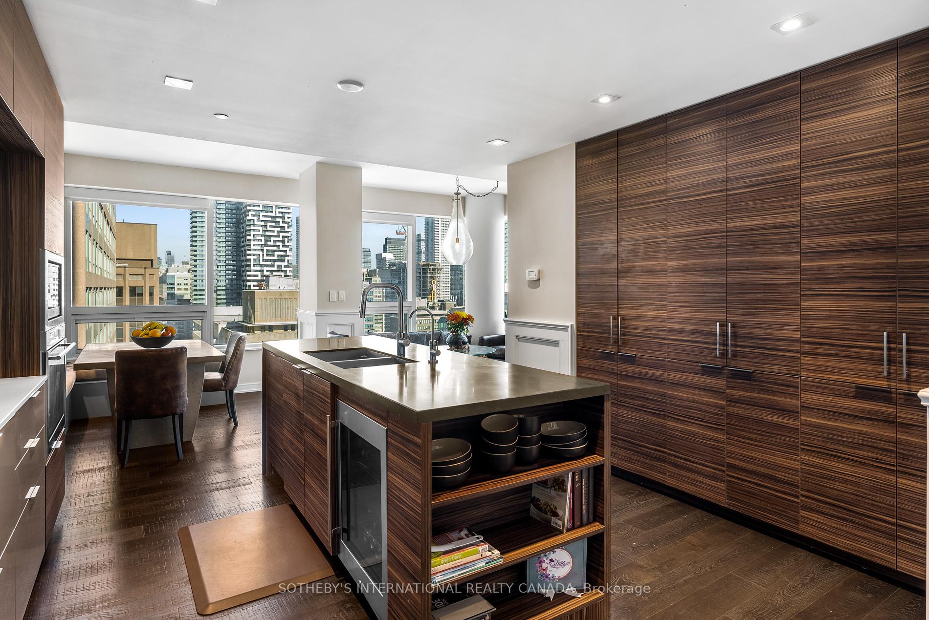 #2004 - 88 Scott Street, Toronto Unit: 2004
