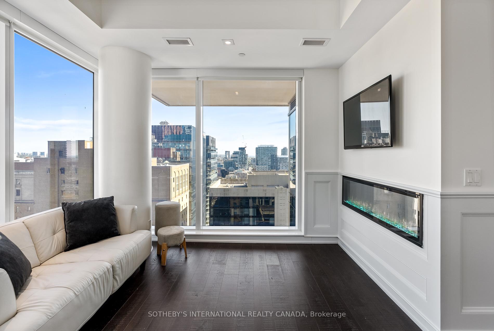 #2004 - 88 Scott Street, Toronto Unit: 2004