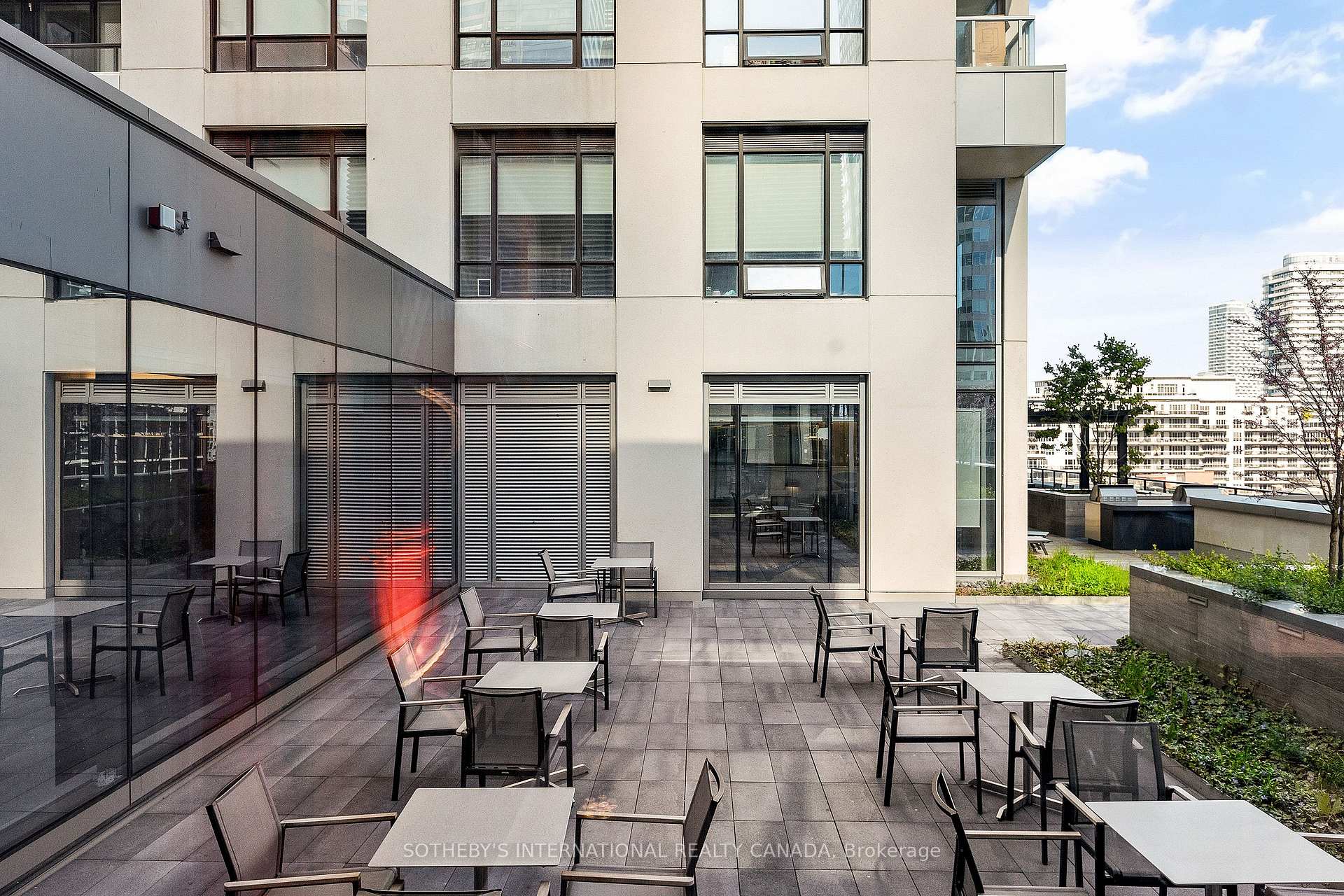 #2004 - 88 Scott Street, Toronto Unit: 2004