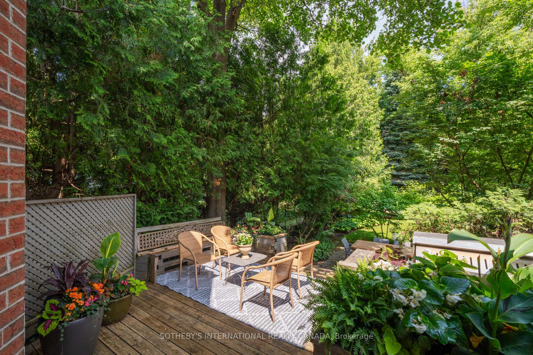 112 Sherwood Avenue, Toronto