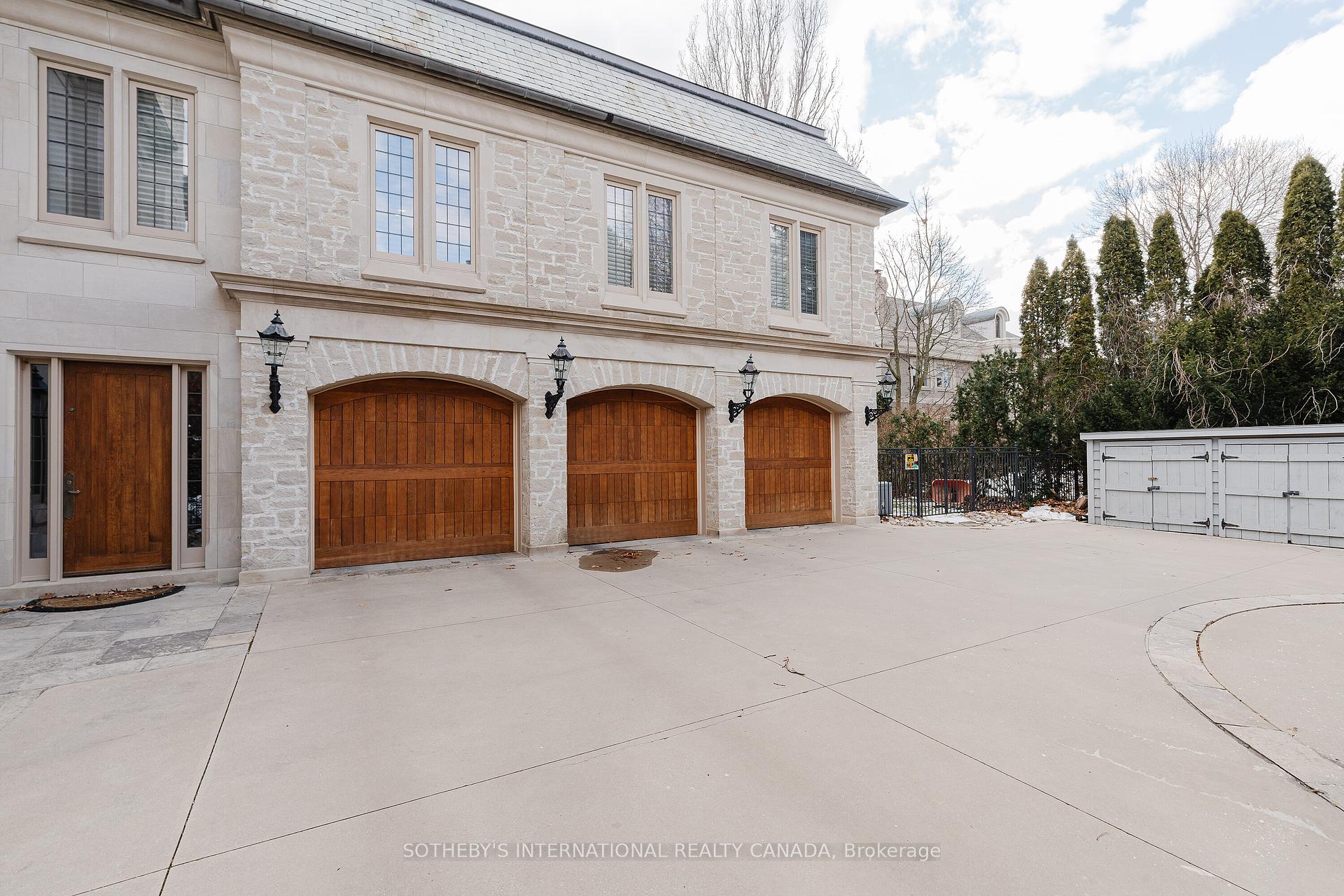 45 Bayview Ridge, Toronto
