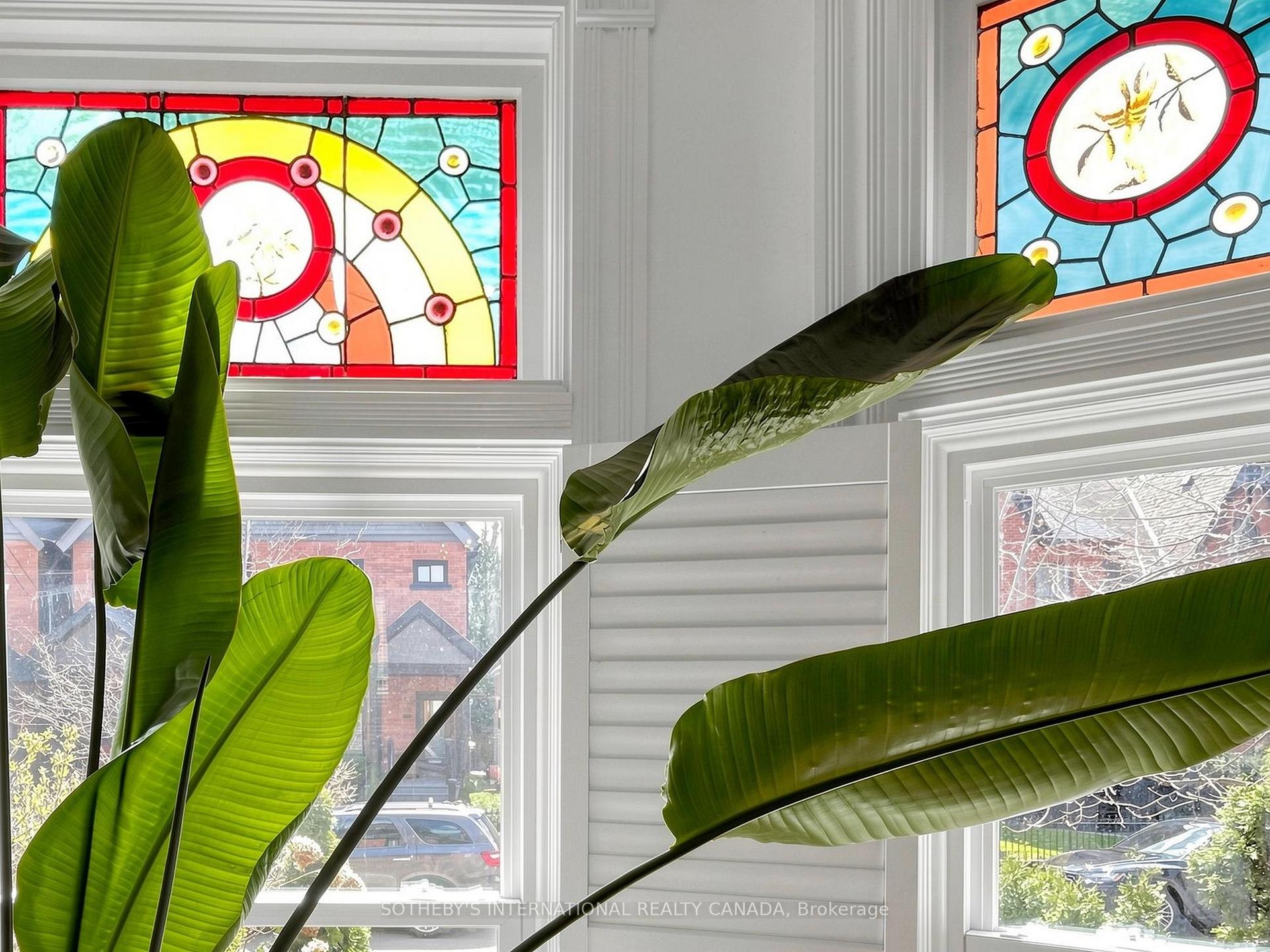 328 Wellesley Street E