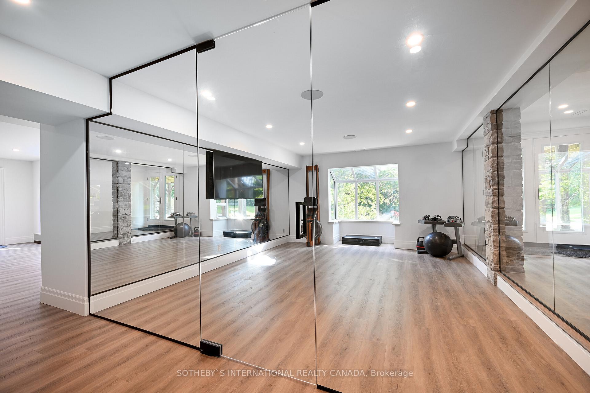 2376 8 SIDEROAD