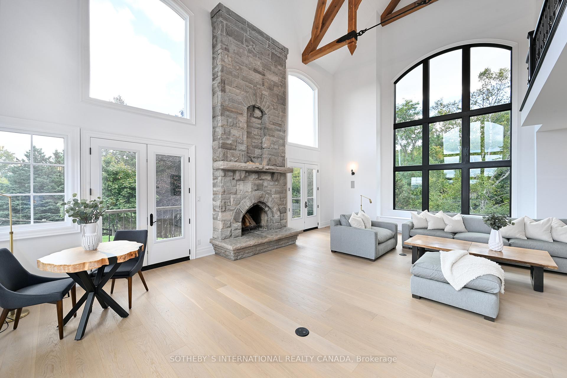 2376 8 SIDEROAD