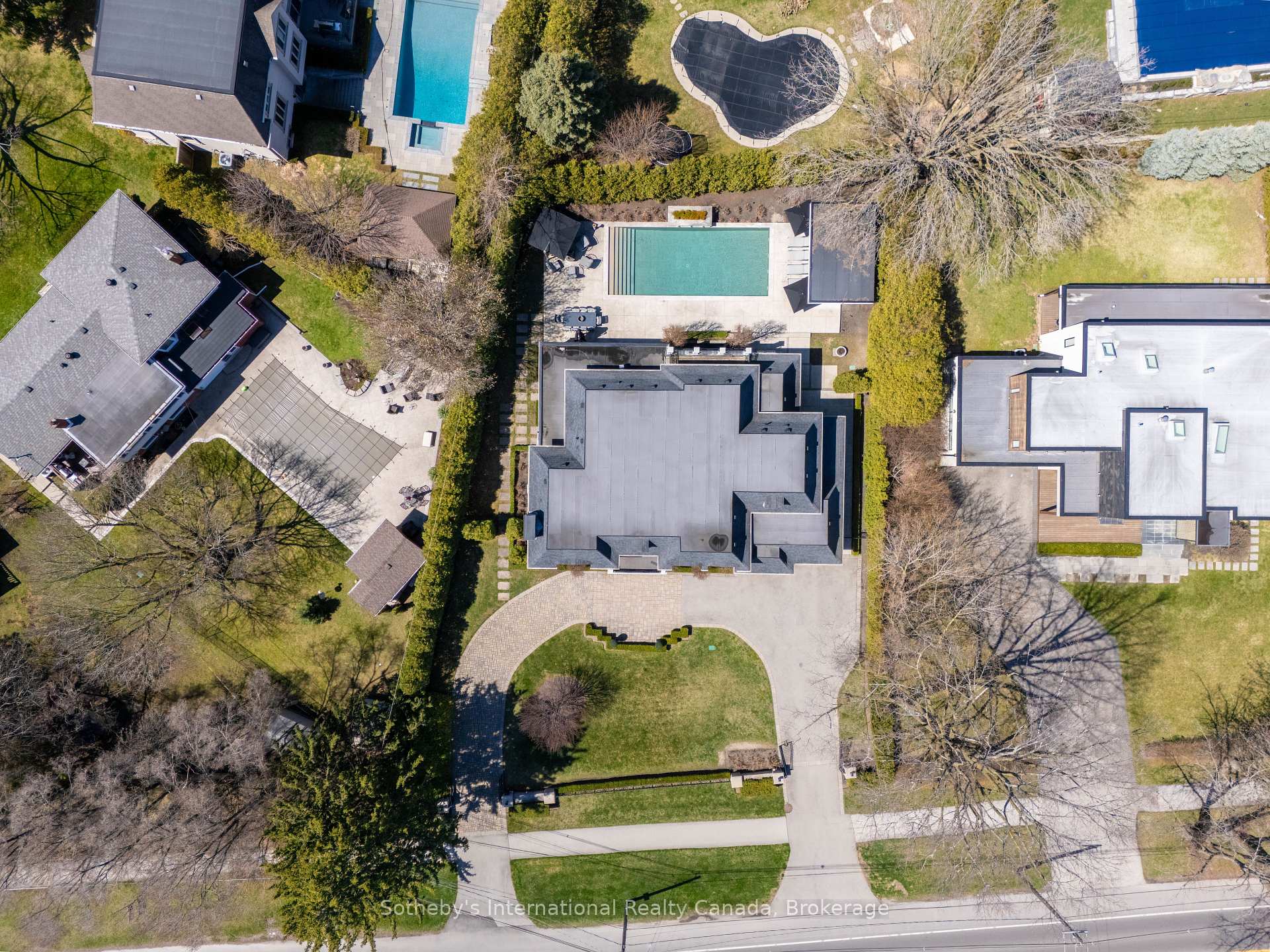 1497 Lakeshore Road