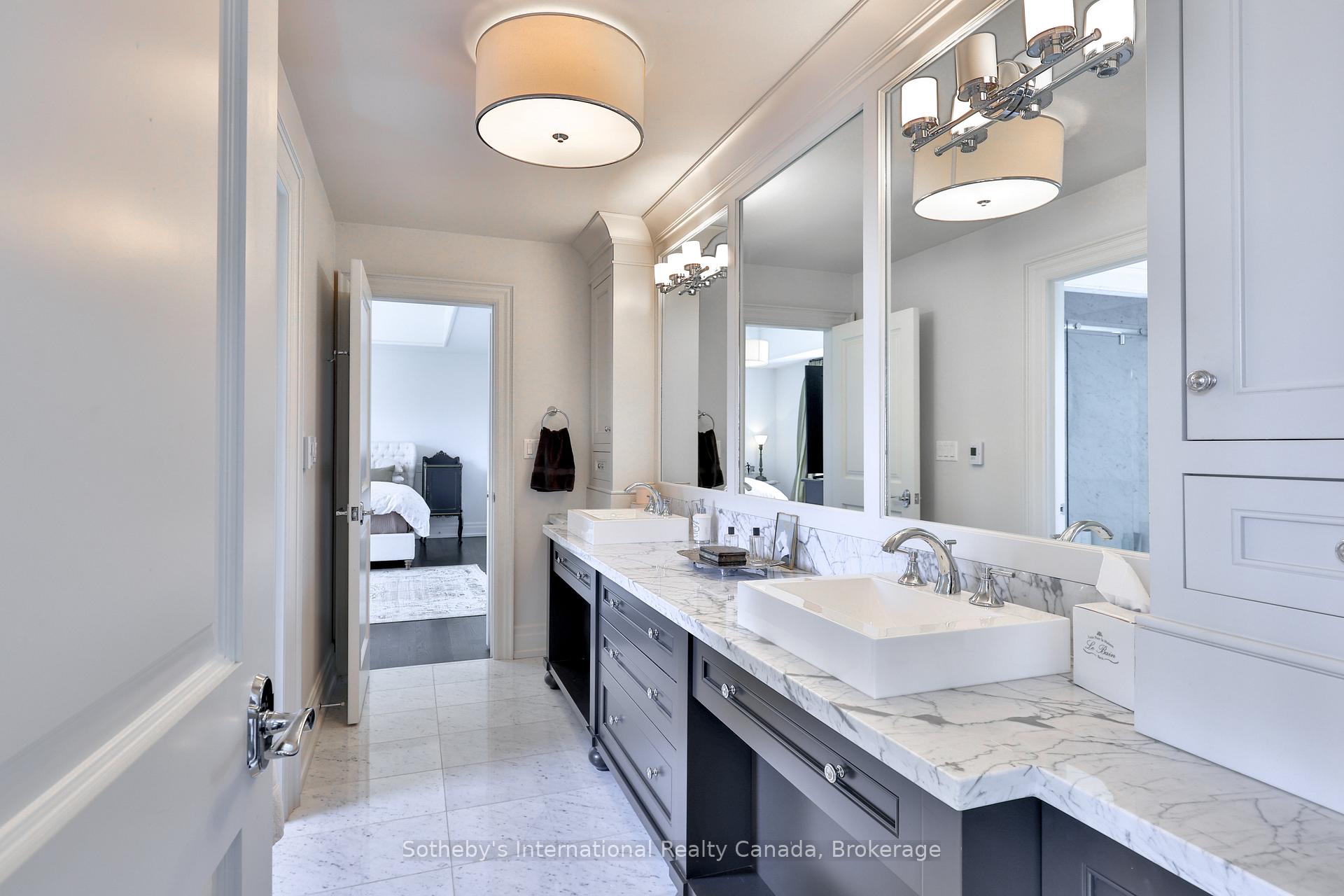 1497 Lakeshore Road
