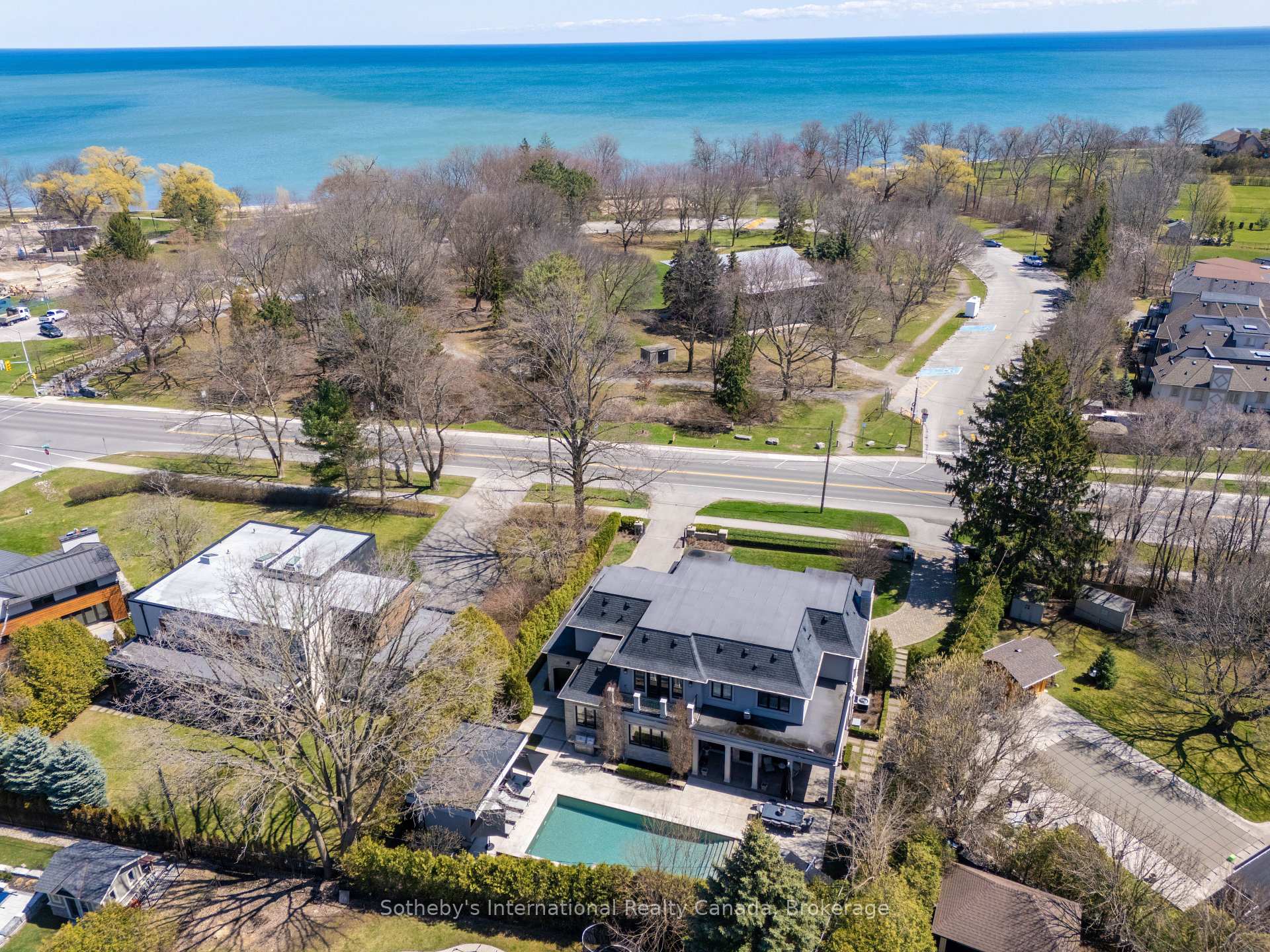 1497 Lakeshore Road