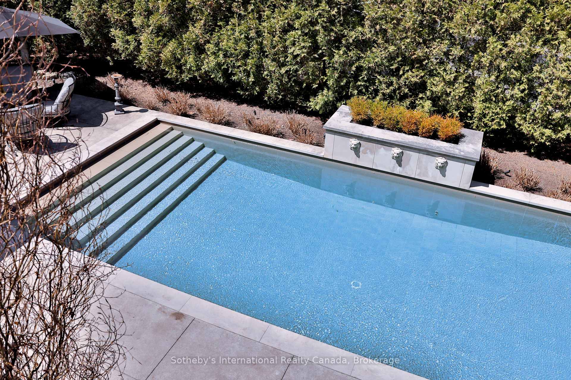 1497 Lakeshore Road