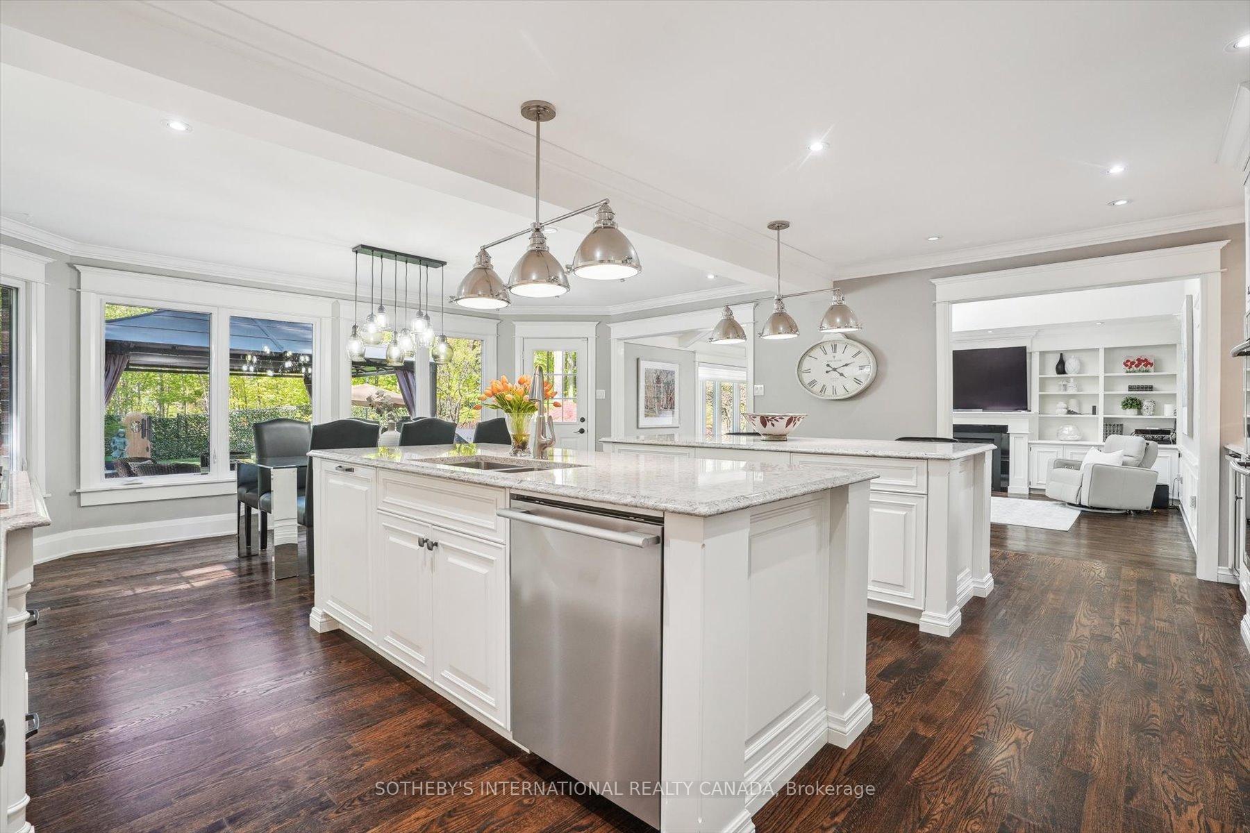 1662 Roundleaf Court