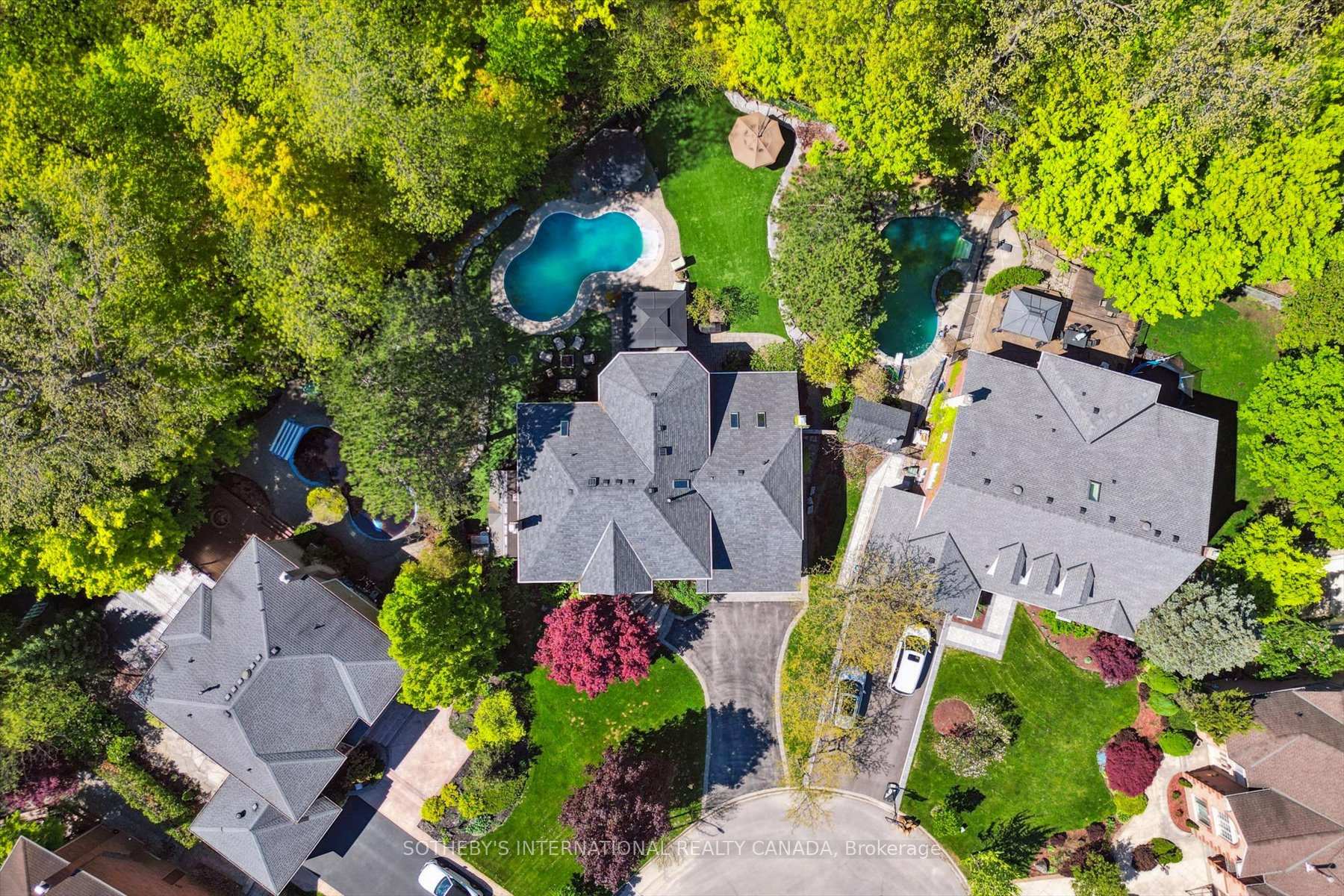 1662 Roundleaf Court