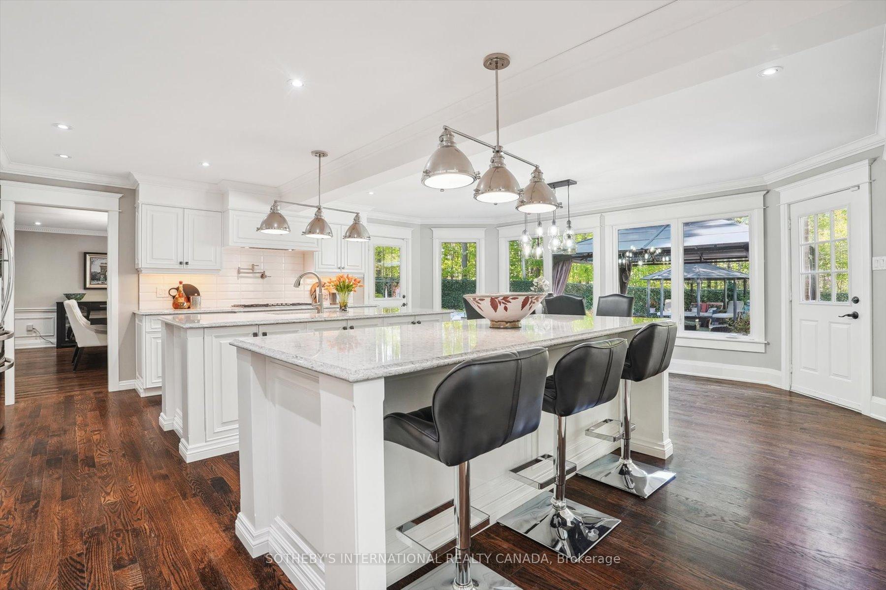 1662 Roundleaf Court