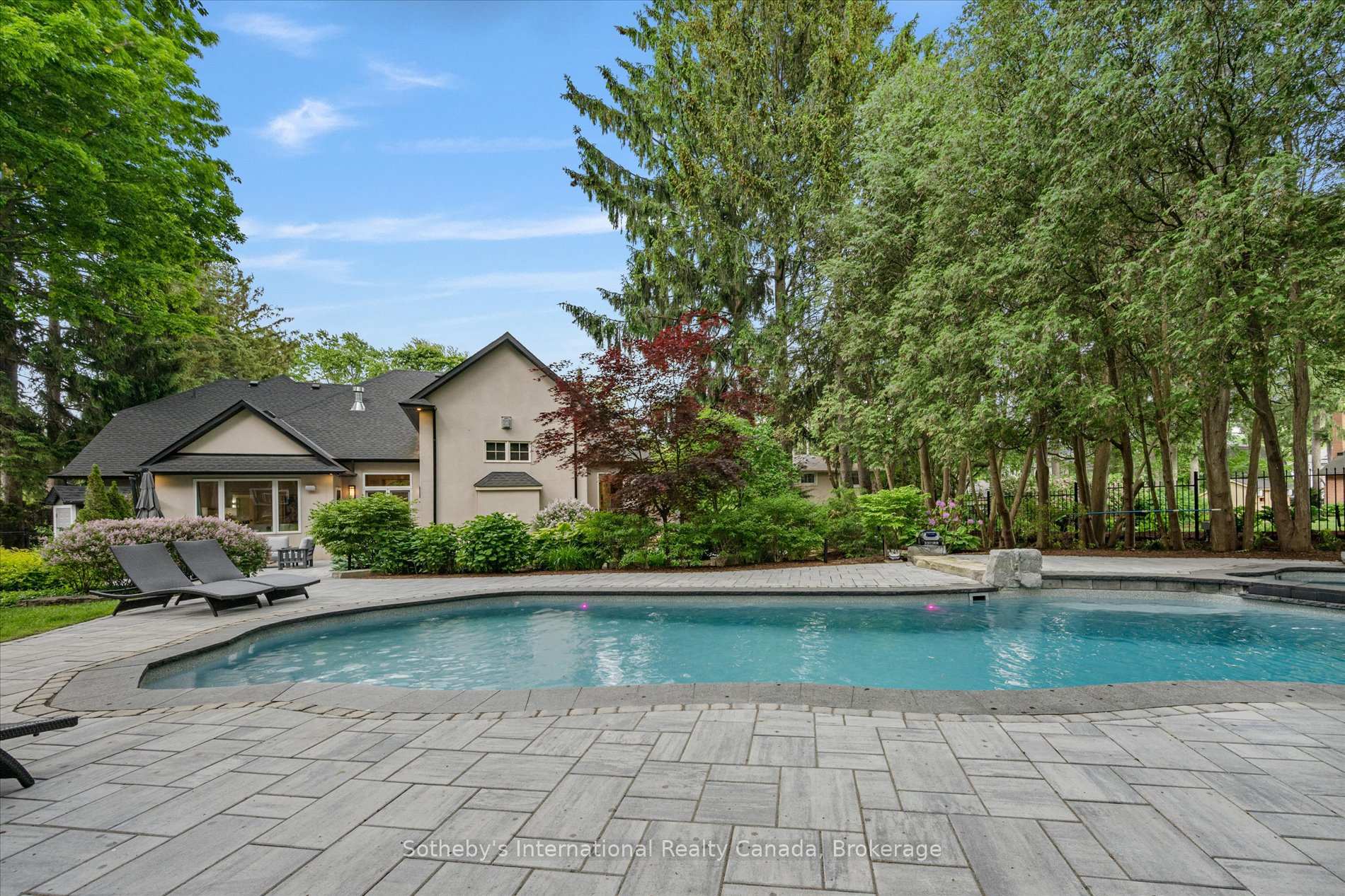 4169 Lakeshore Road