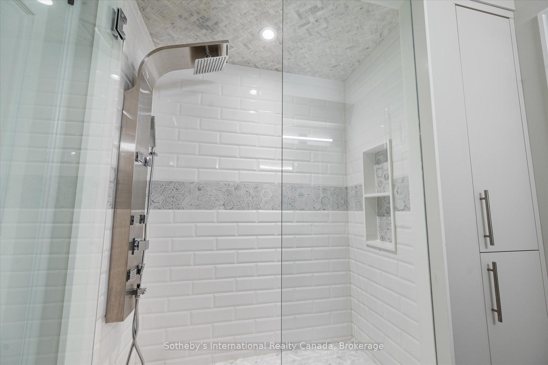 4169 Lakeshore Road