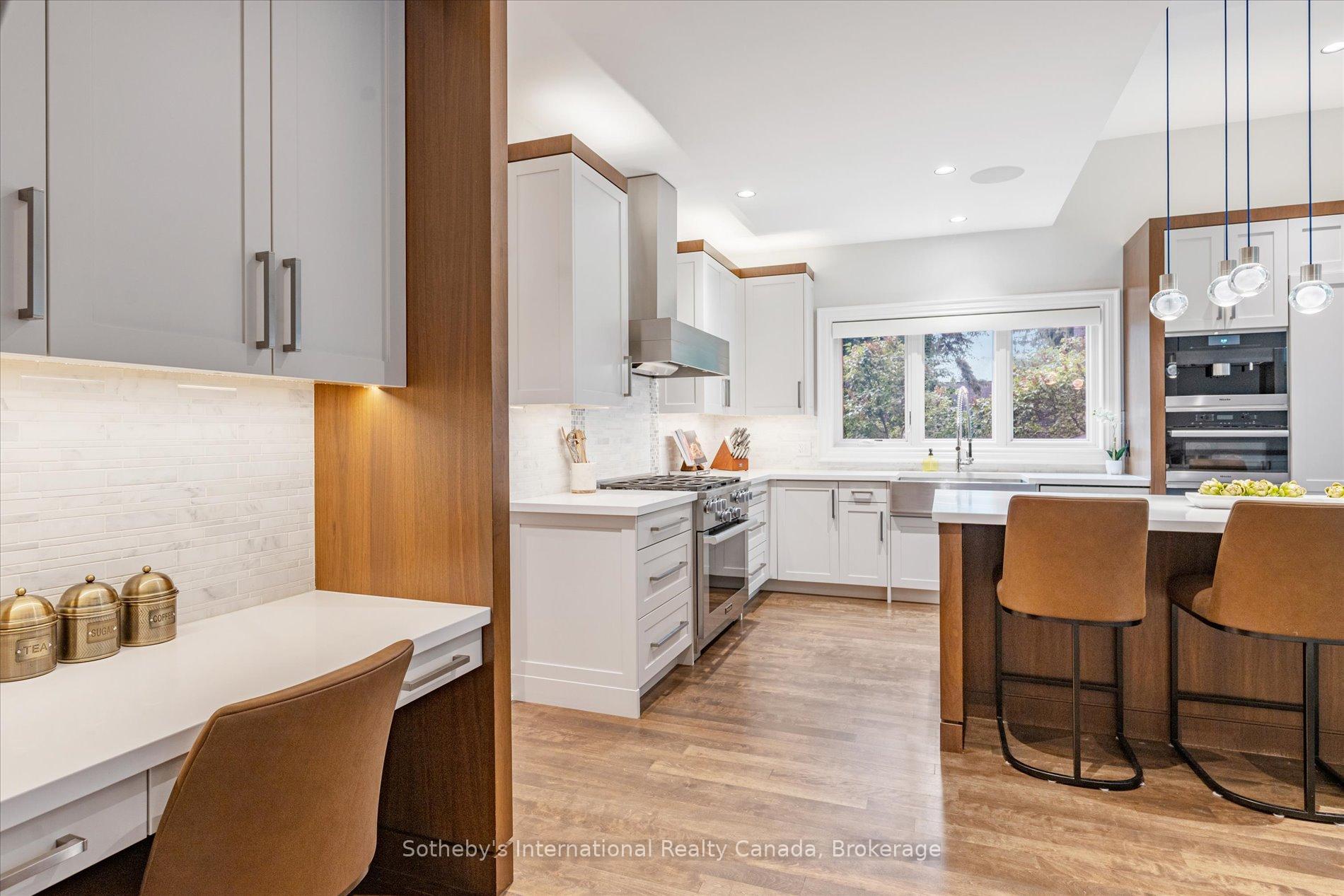 4169 Lakeshore Road