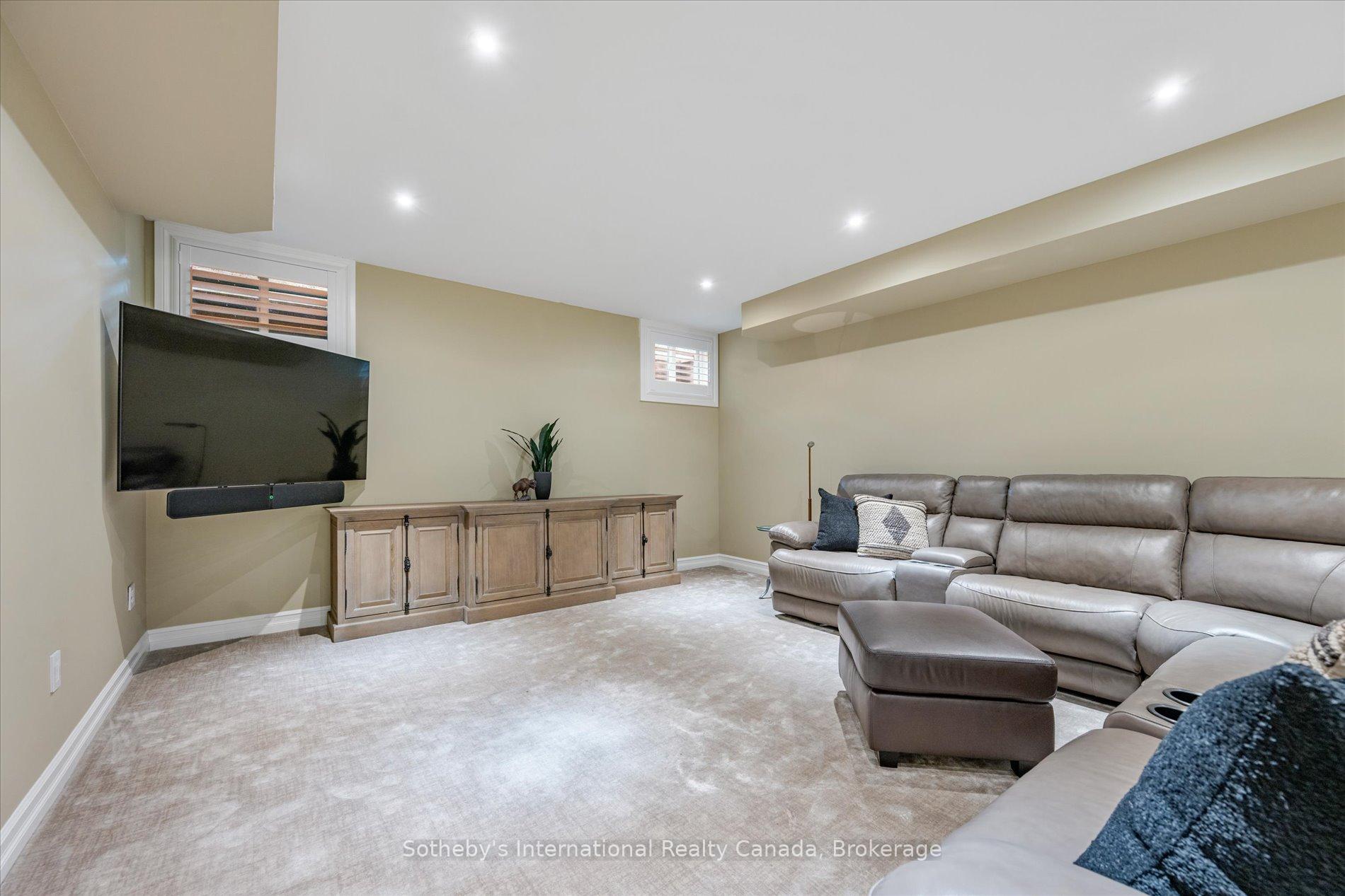 4169 Lakeshore Road
