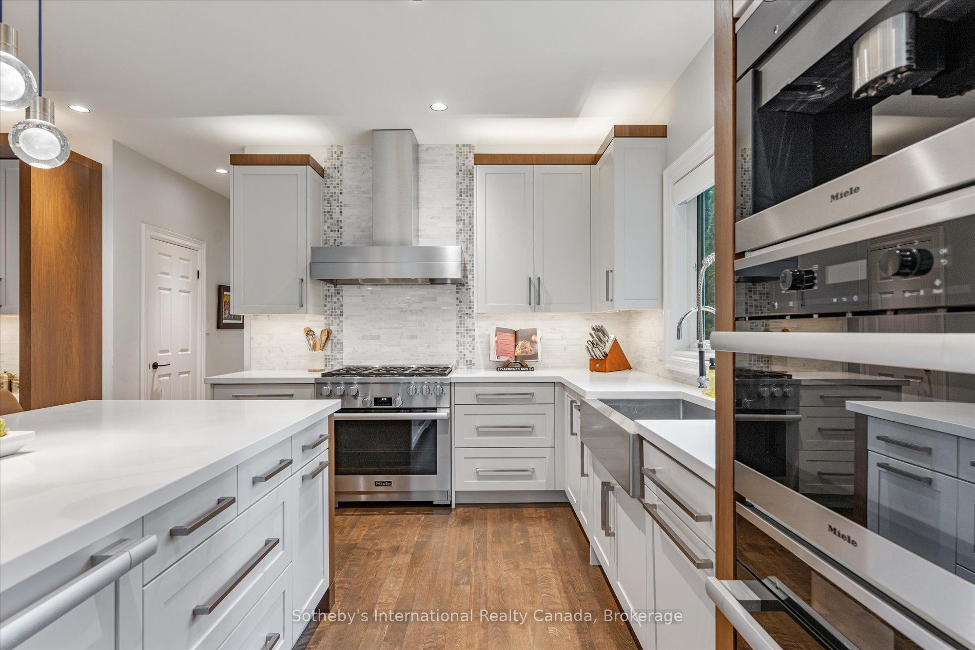4169 Lakeshore Road