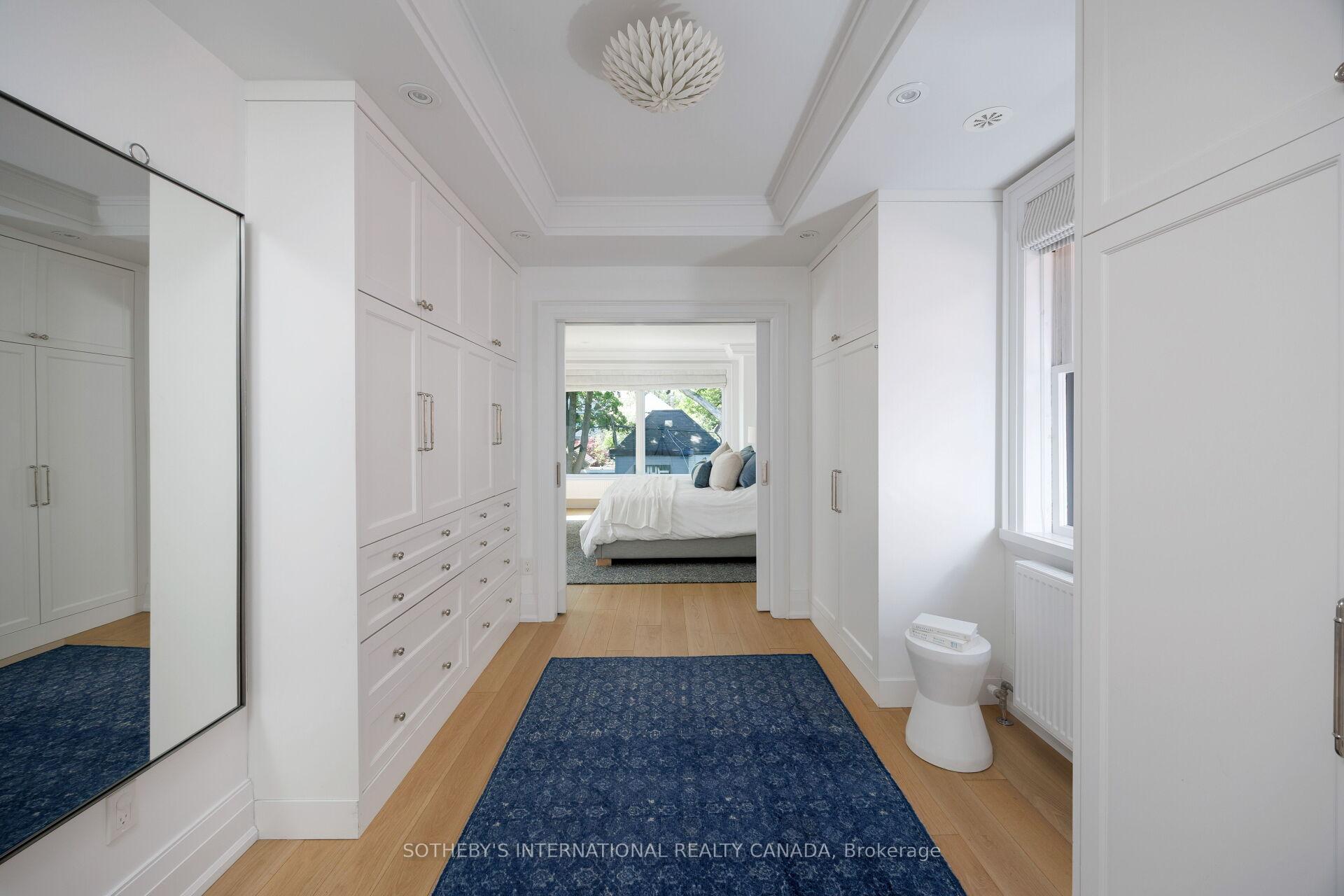 12 Hewitt Avenue, Toronto