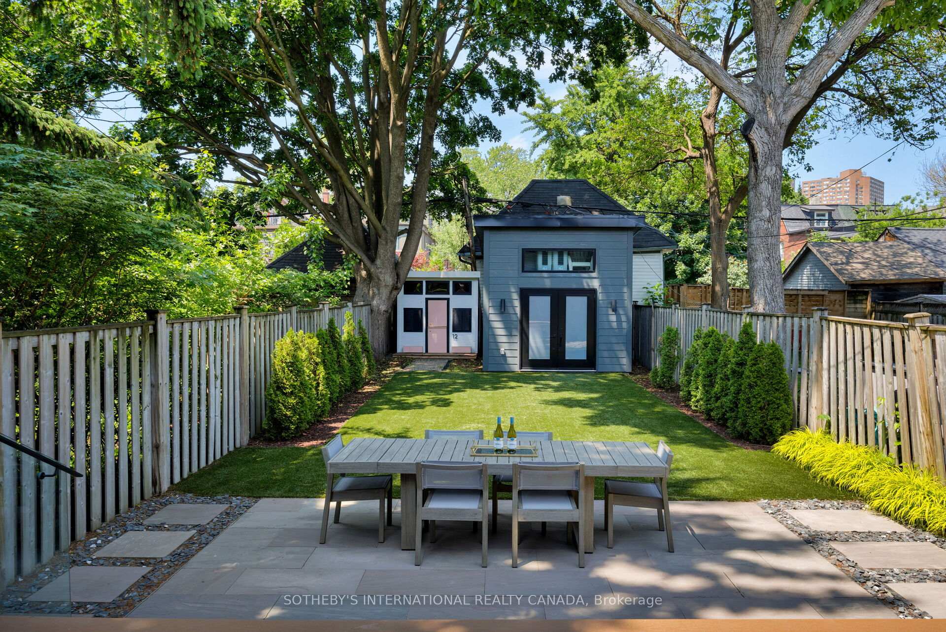 12 Hewitt Avenue, Toronto