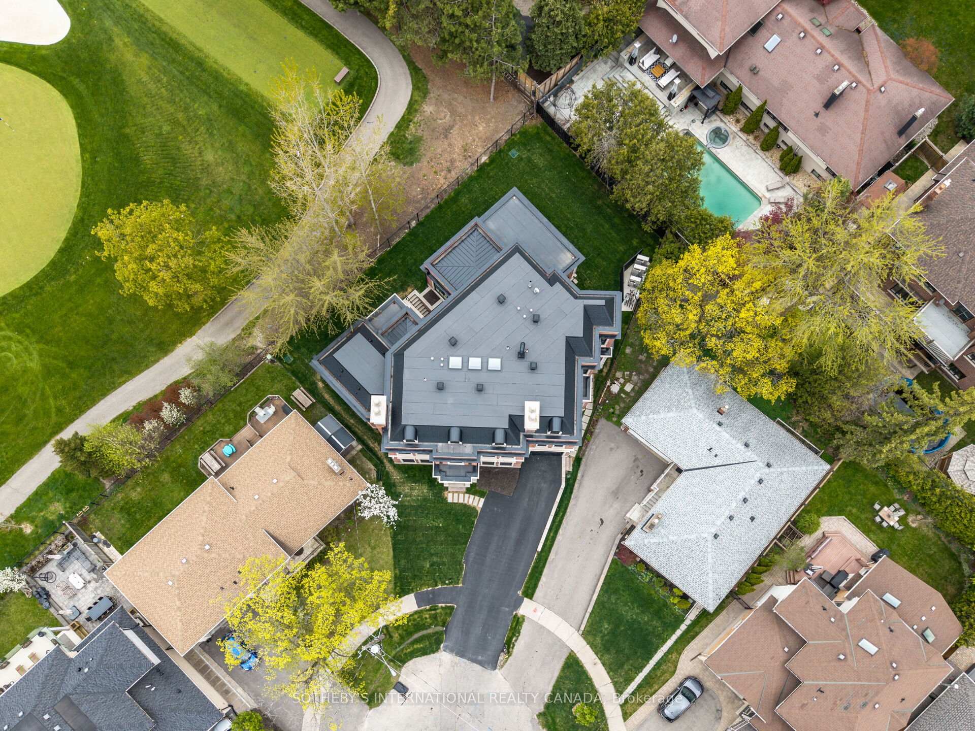 153 Perry Crescent, Toronto