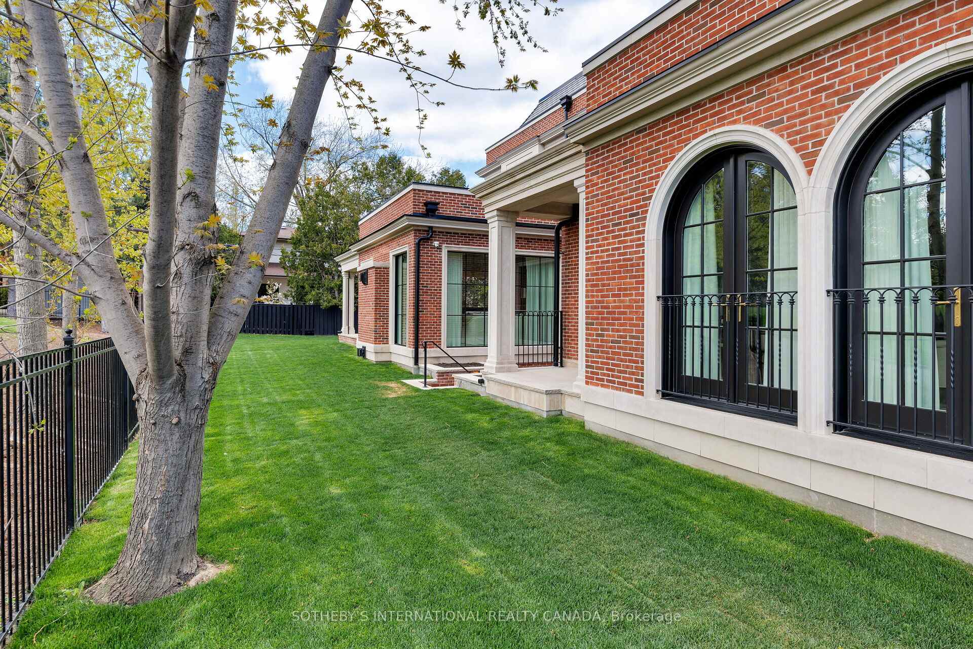 153 Perry Crescent, Toronto