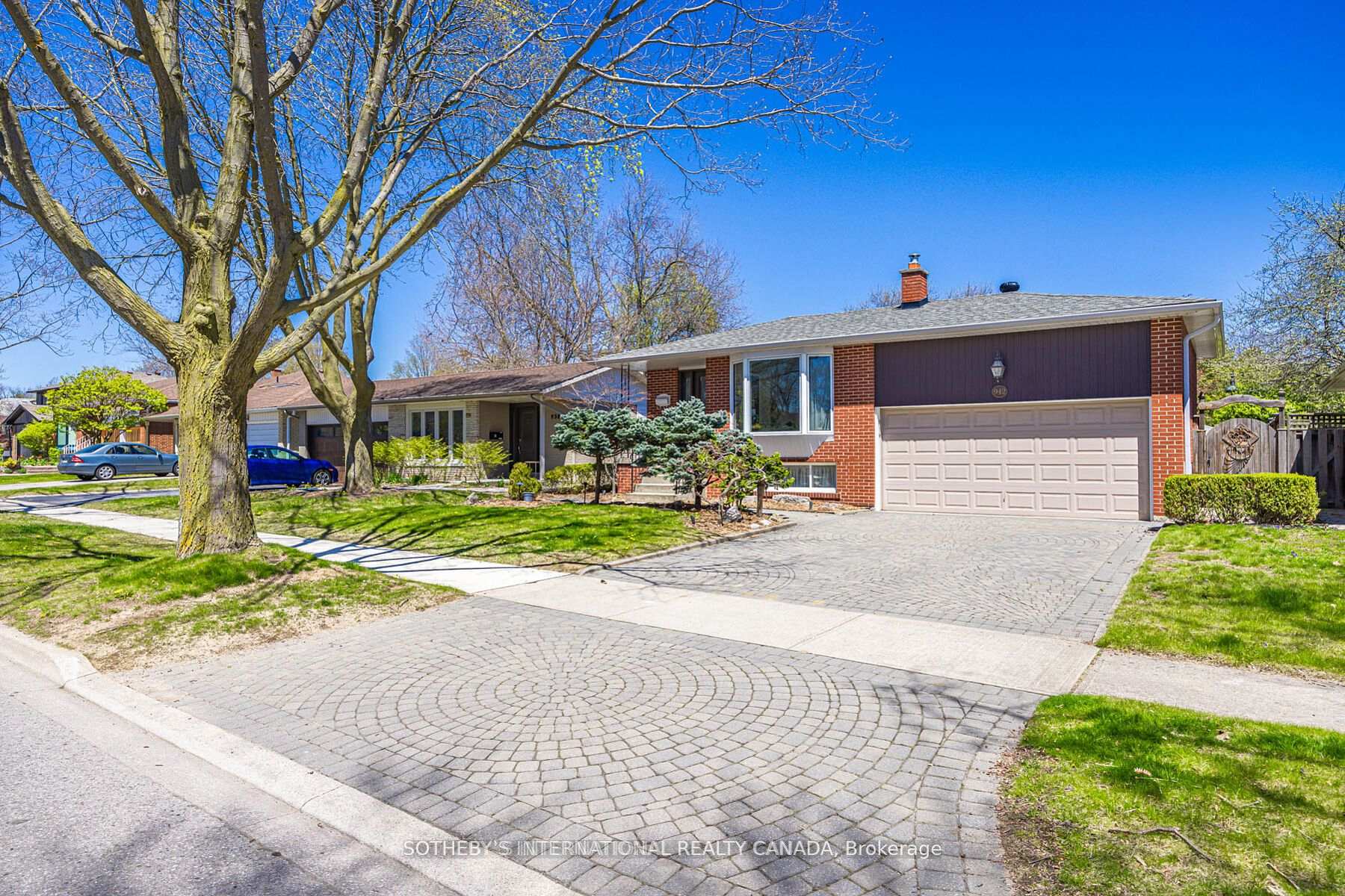 942 Fletcher Valley Crescent