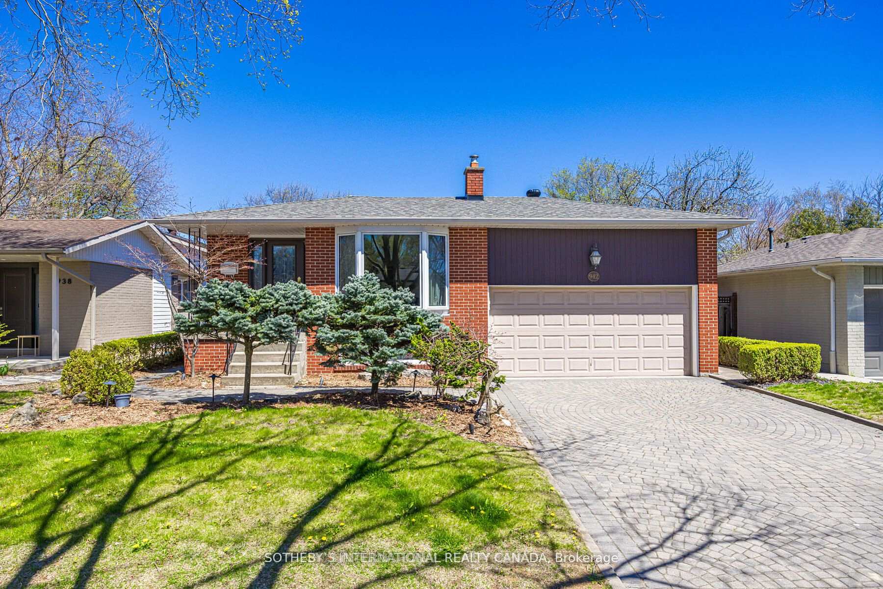 942 Fletcher Valley Crescent