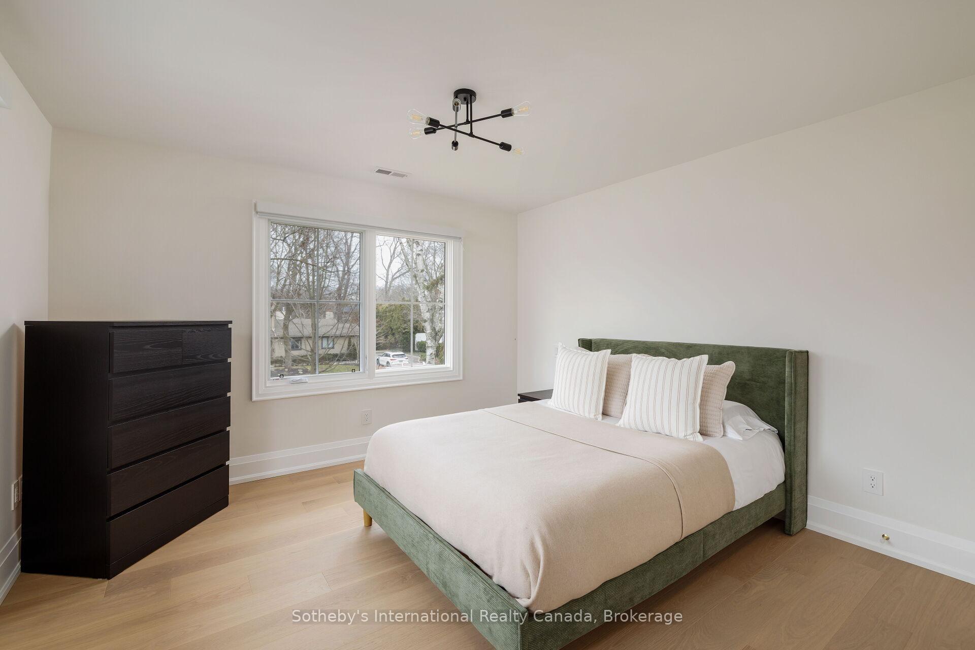 246 Cairncroft Road