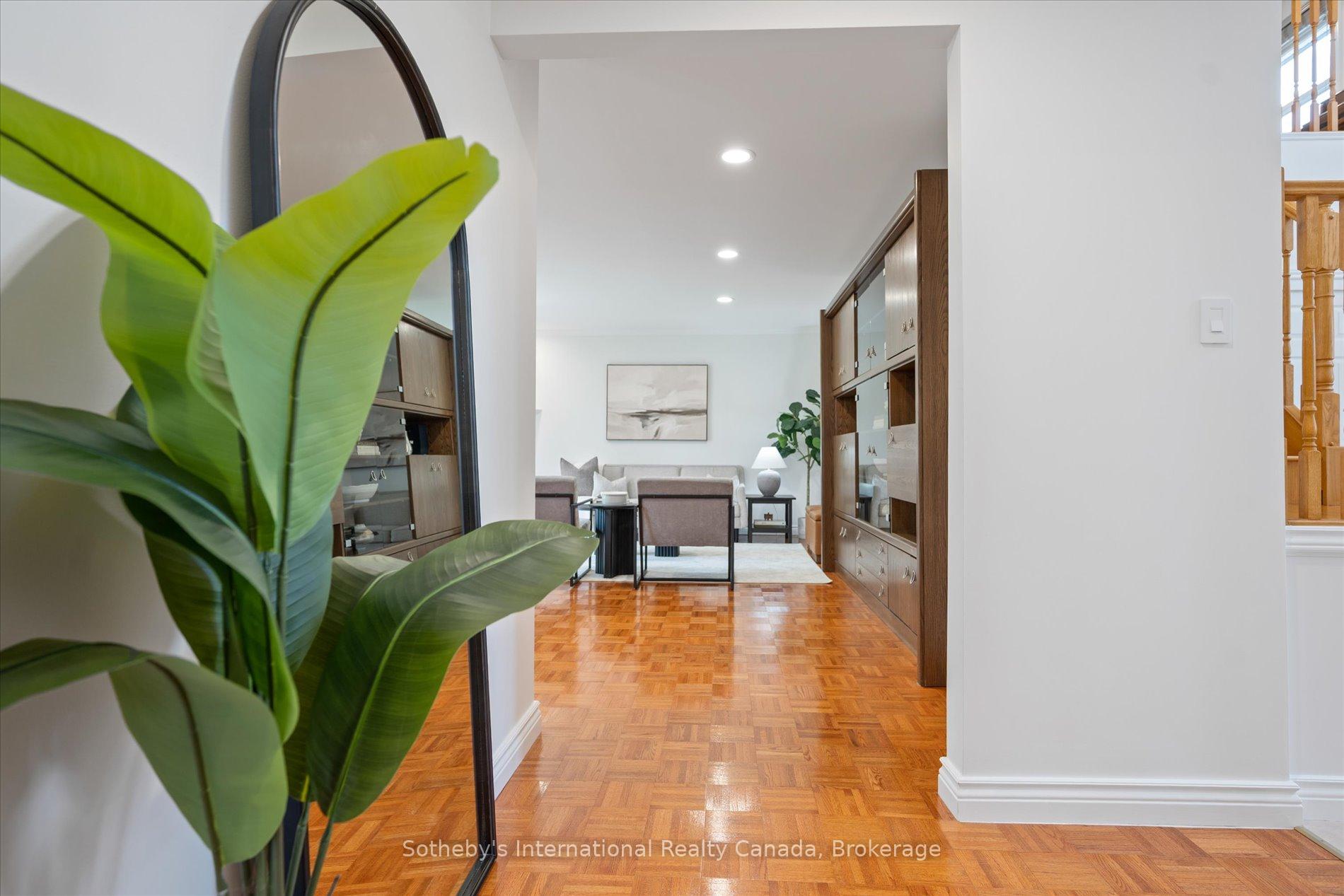 1248 Landfair Crescent