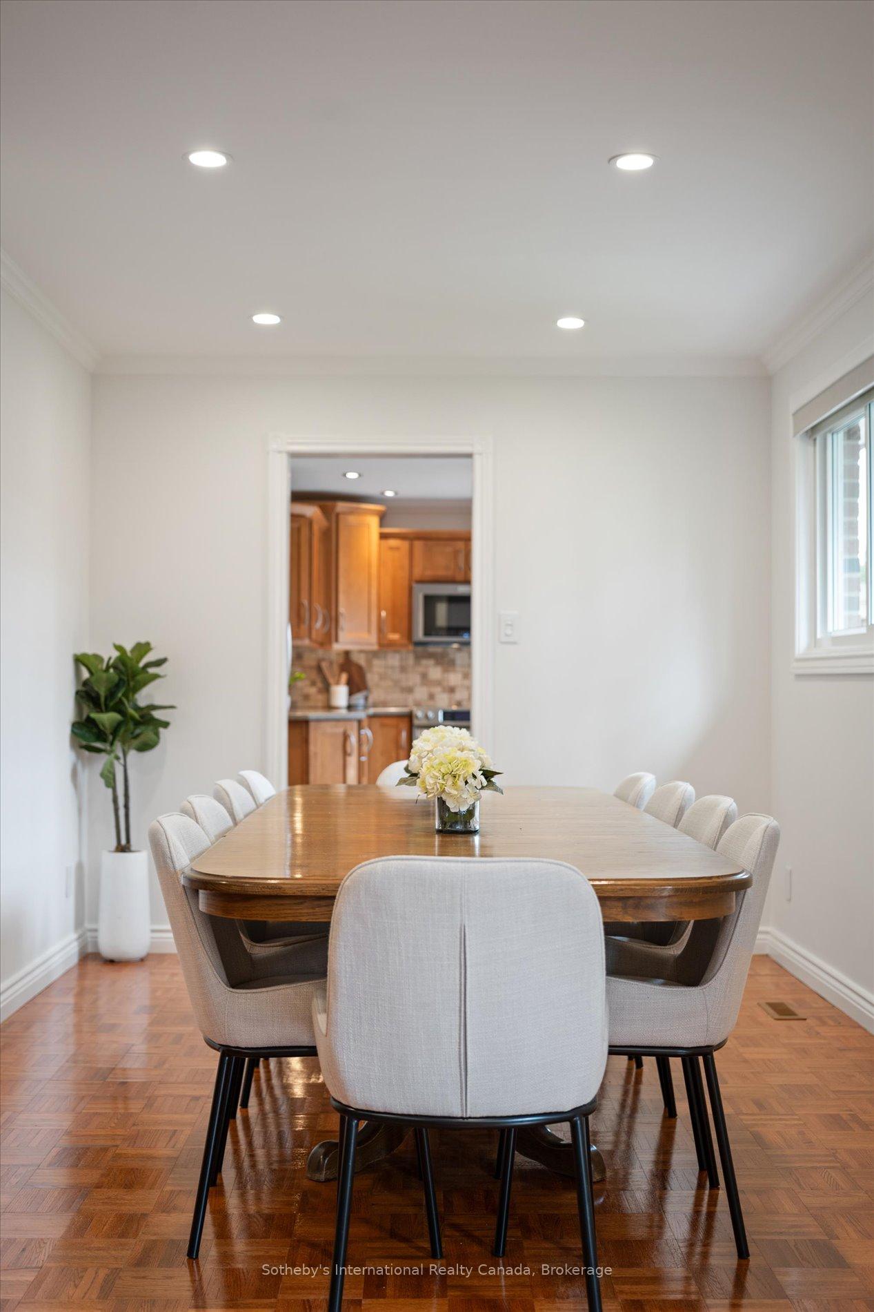 1248 Landfair Crescent