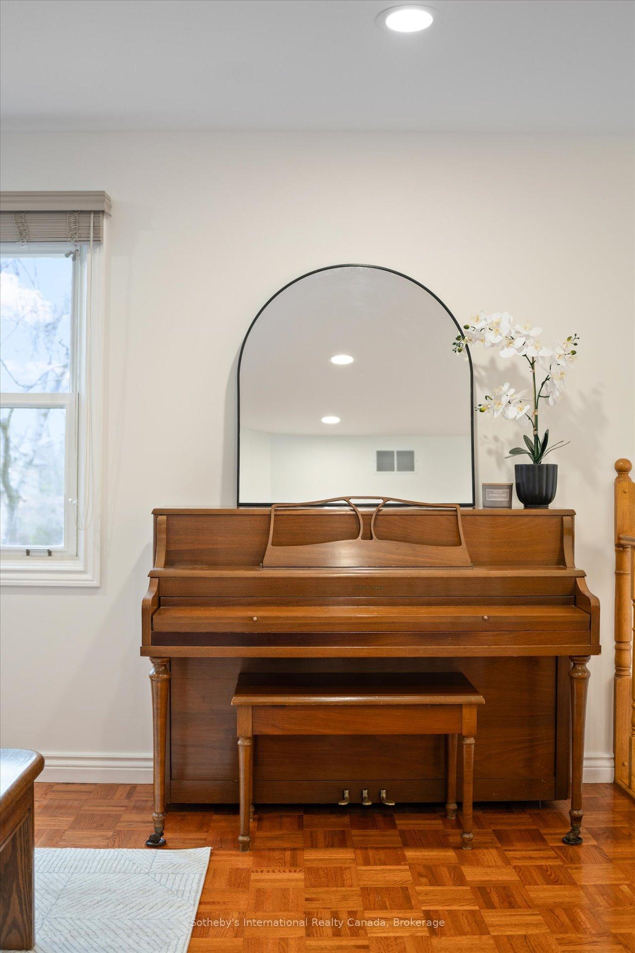 1248 Landfair Crescent