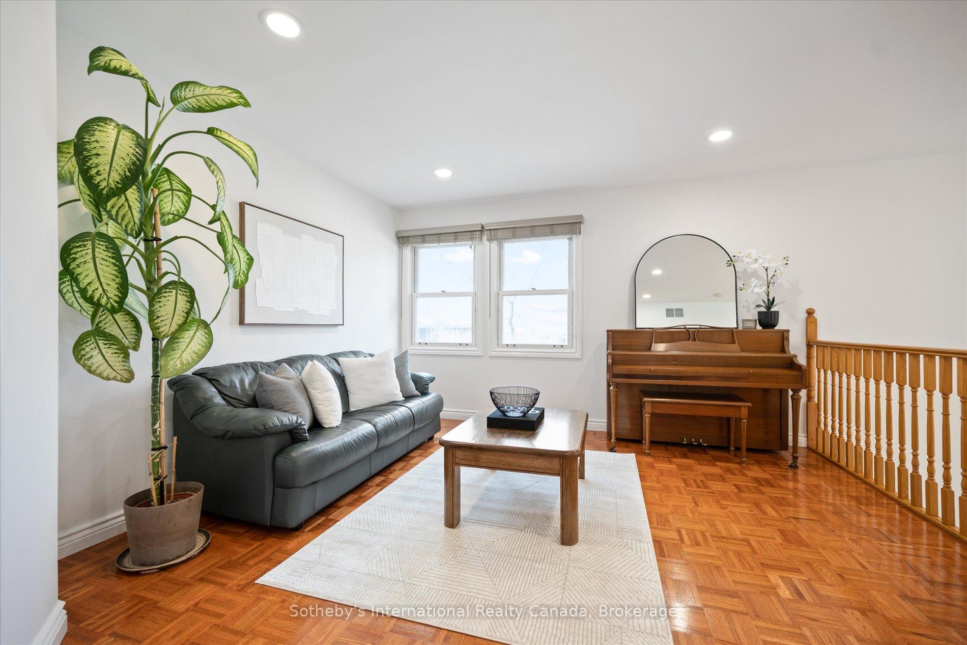 1248 Landfair Crescent