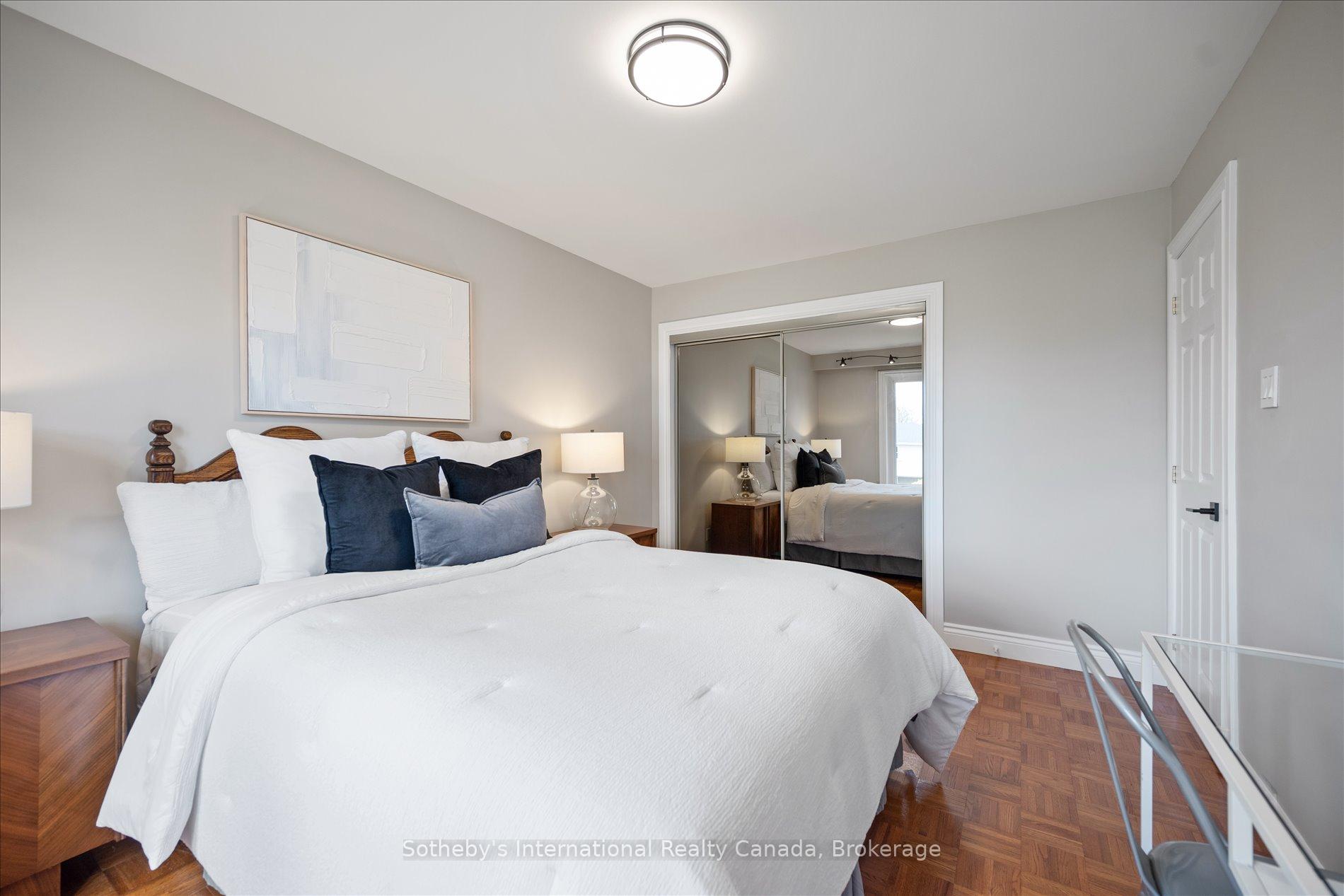 1248 Landfair Crescent