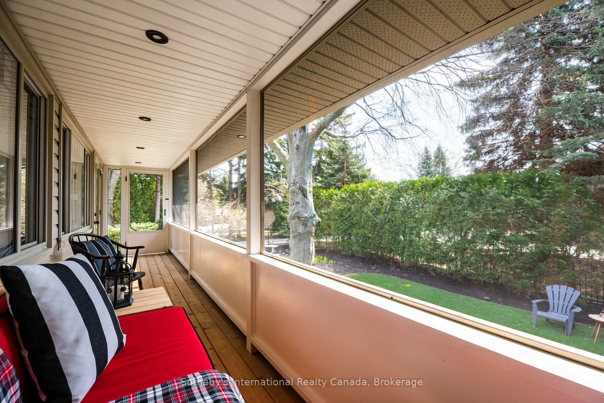 Shoreacres Raised Bungalow