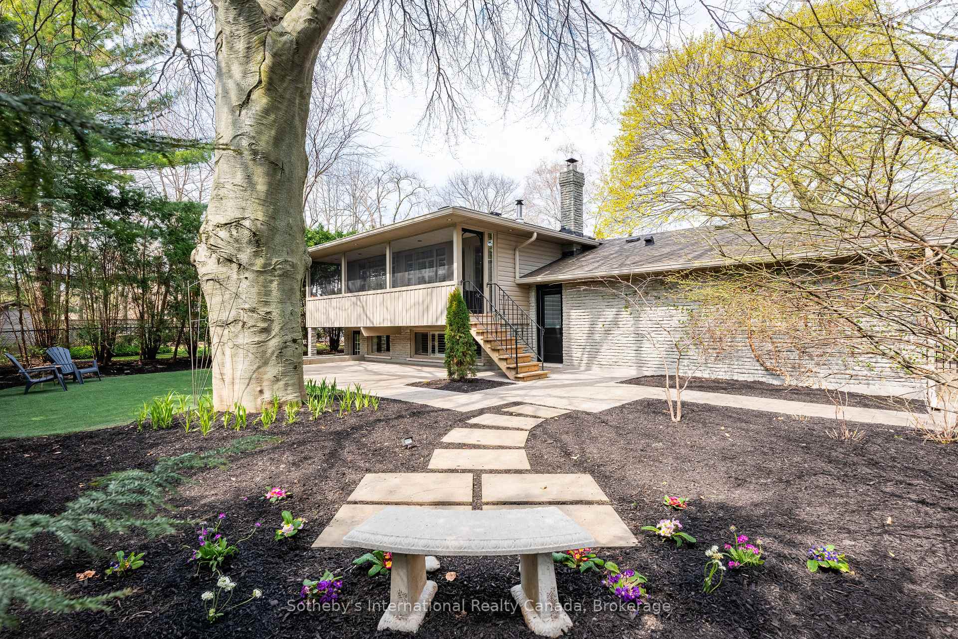 Shoreacres Raised Bungalow