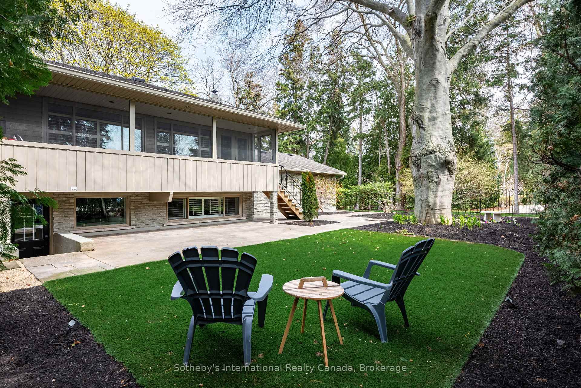 Shoreacres Raised Bungalow