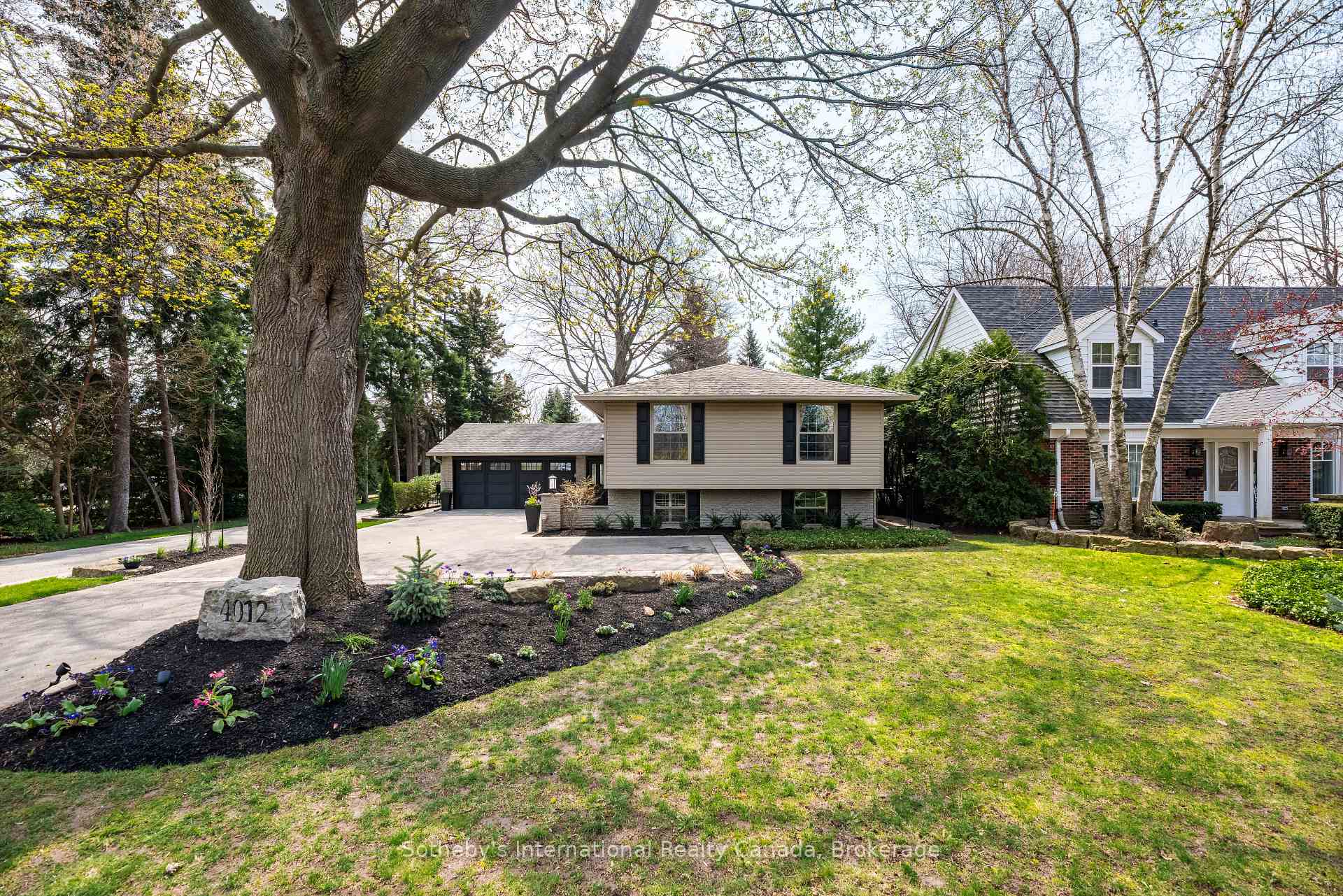 Shoreacres Raised Bungalow