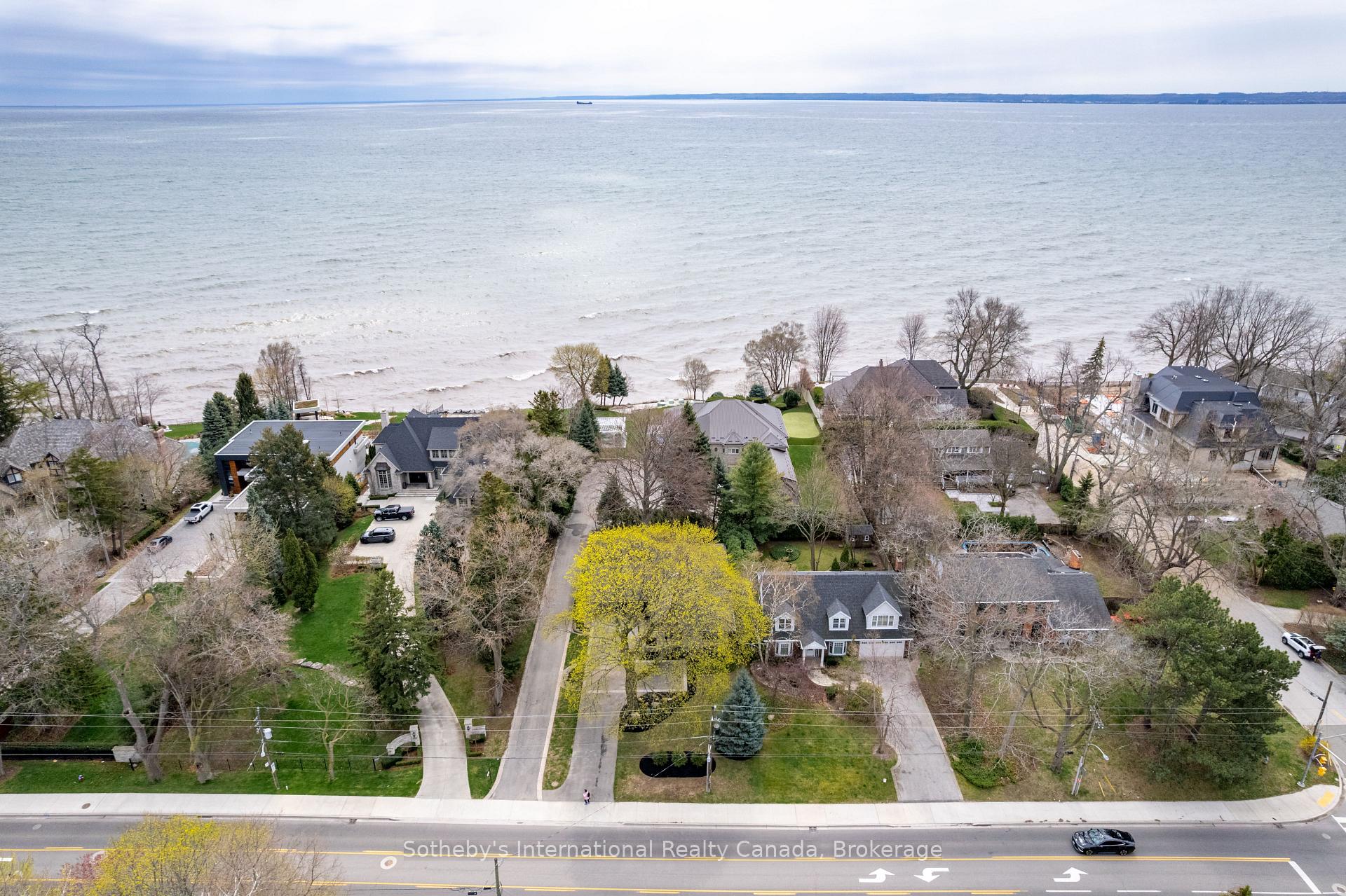 Shoreacres Raised Bungalow
